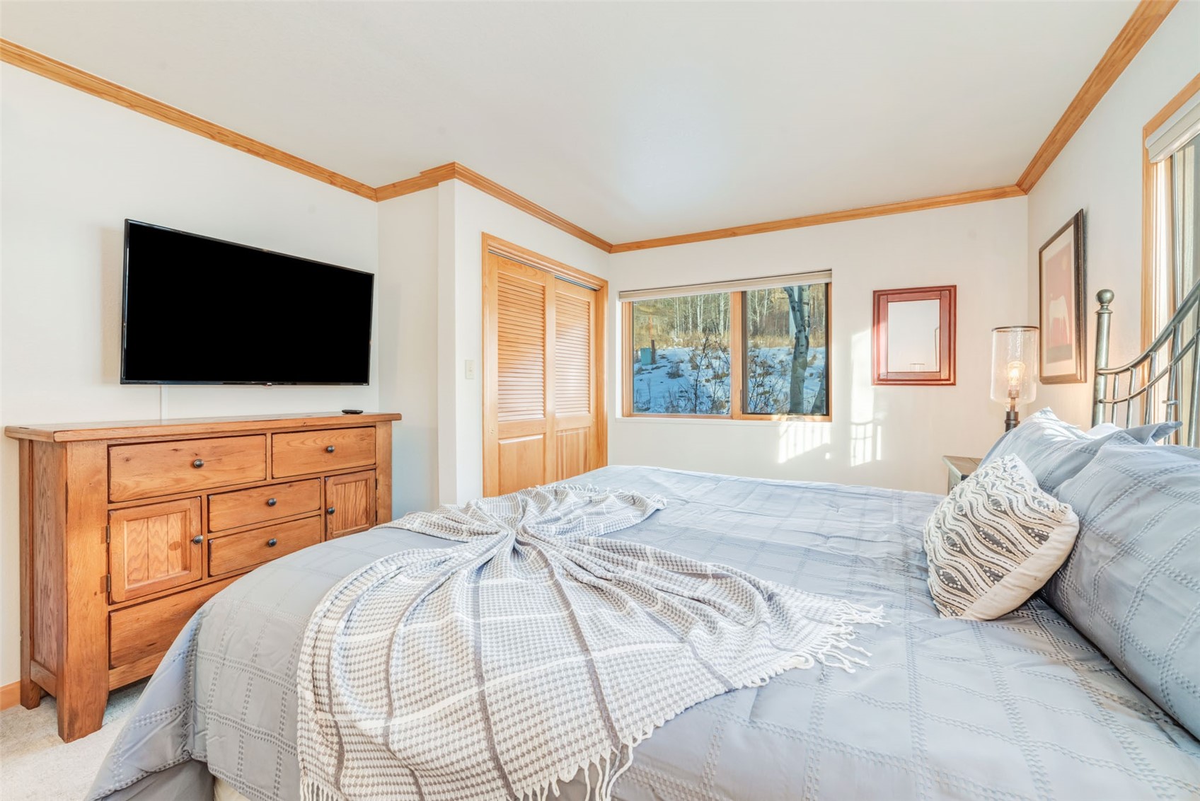 2320 Ski Trail LANE 101