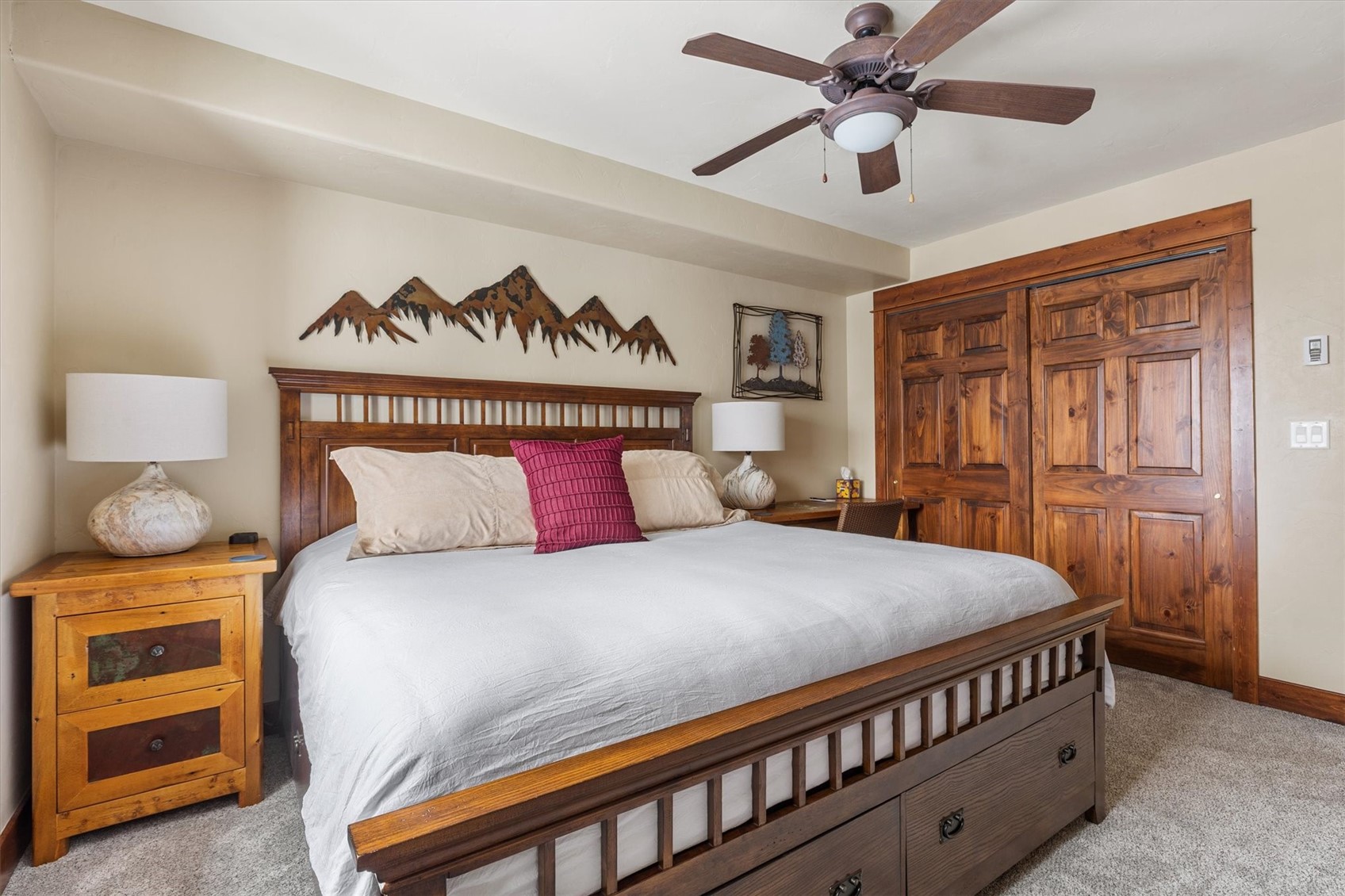 380 Ore House Plaza NW 303