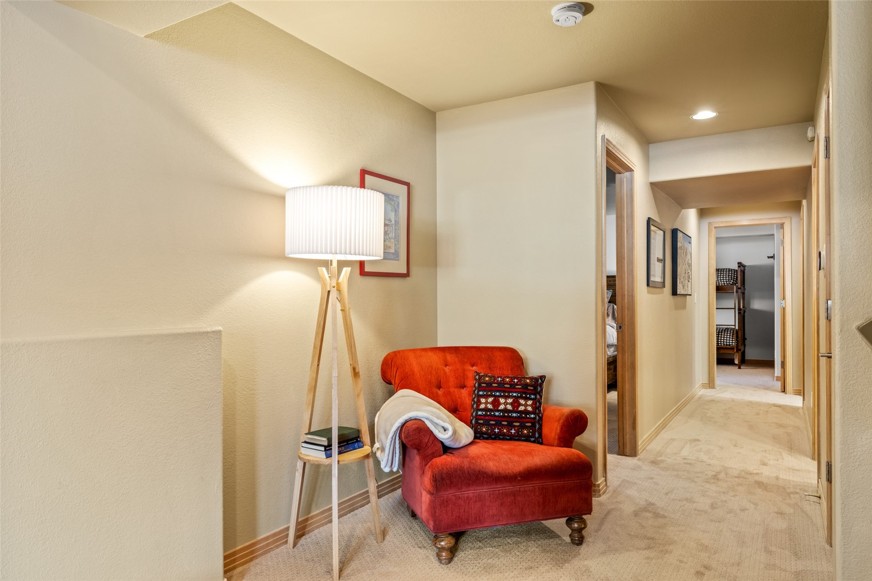 1505 Cascades DRIVE 4