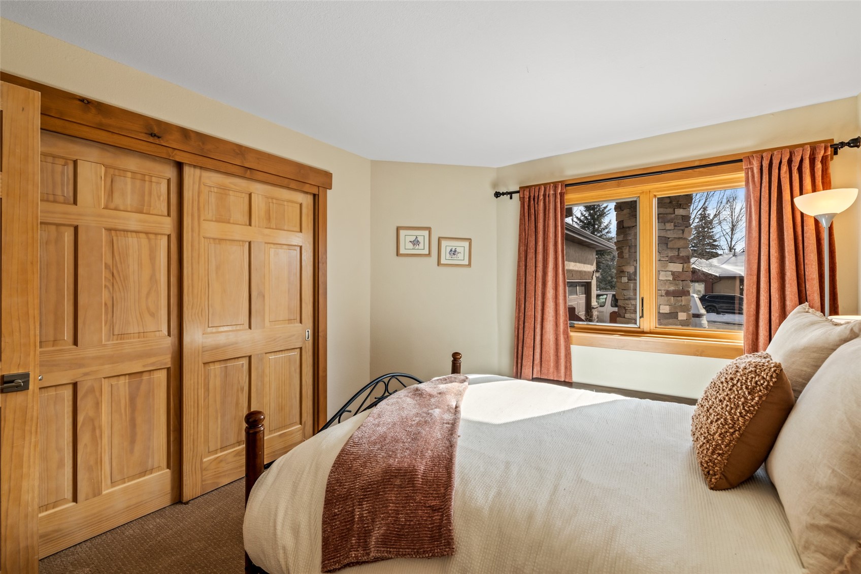 1505 Cascades DRIVE 4