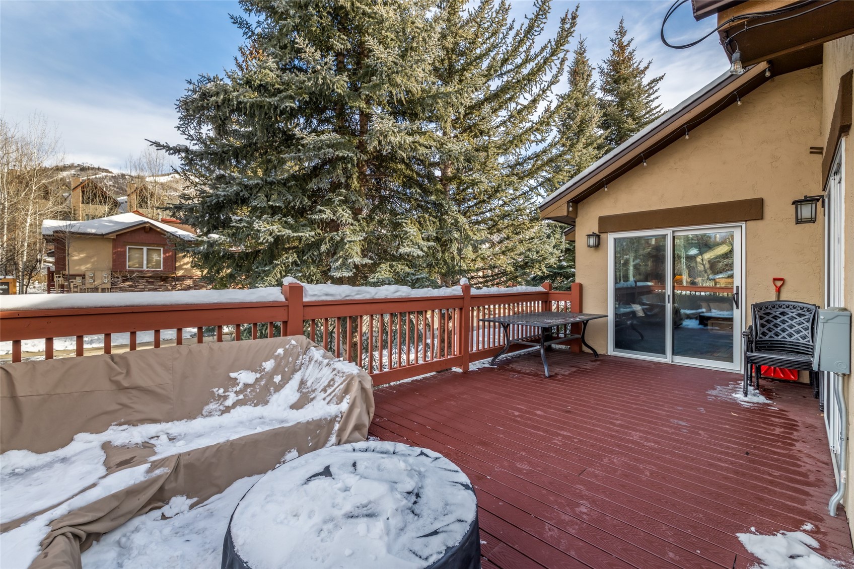 1505 Cascades DRIVE 4