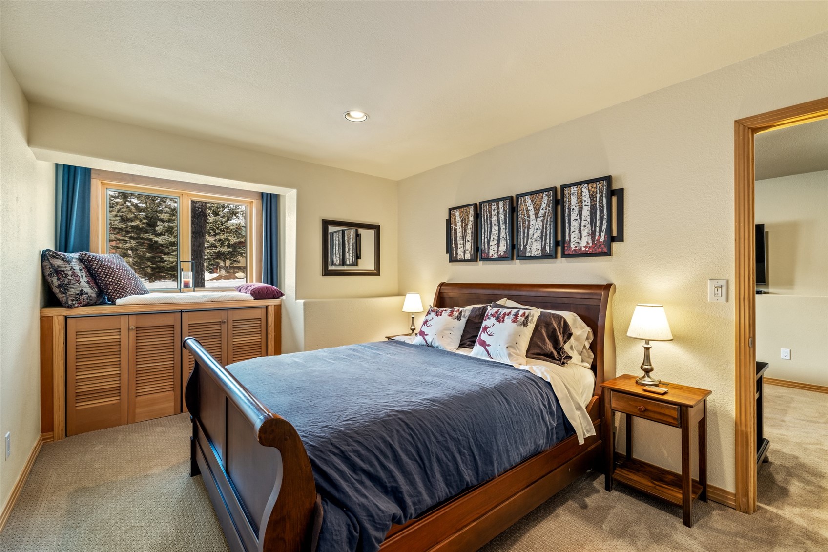 1505 Cascades DRIVE 4