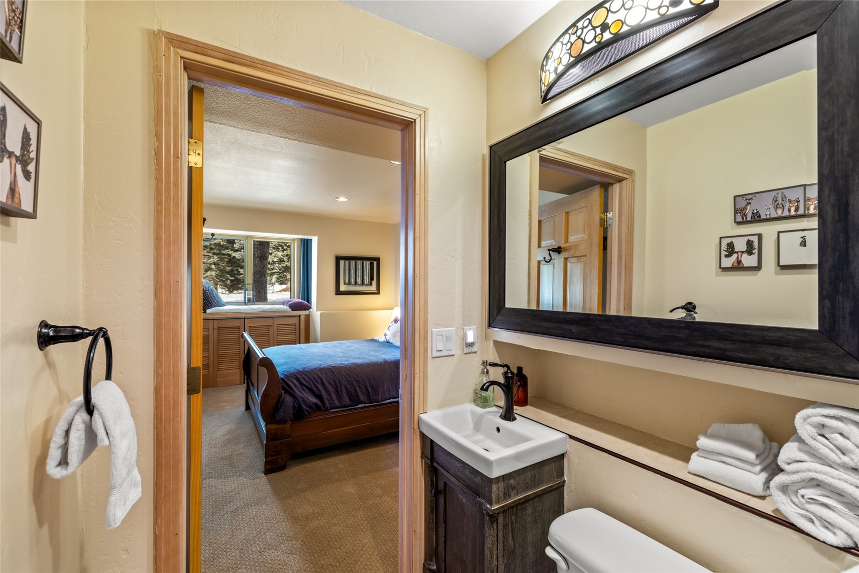 1505 Cascades DRIVE 4