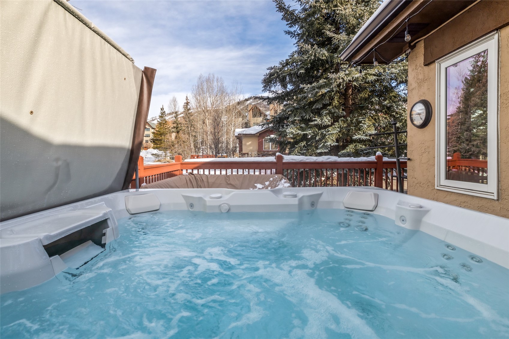 1505 Cascades DRIVE 4