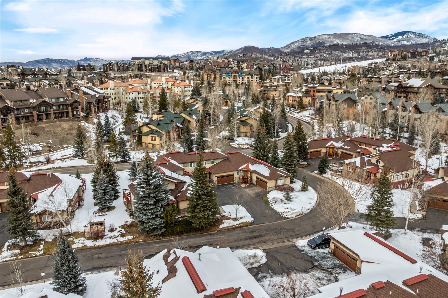 1505 Cascades DRIVE 4