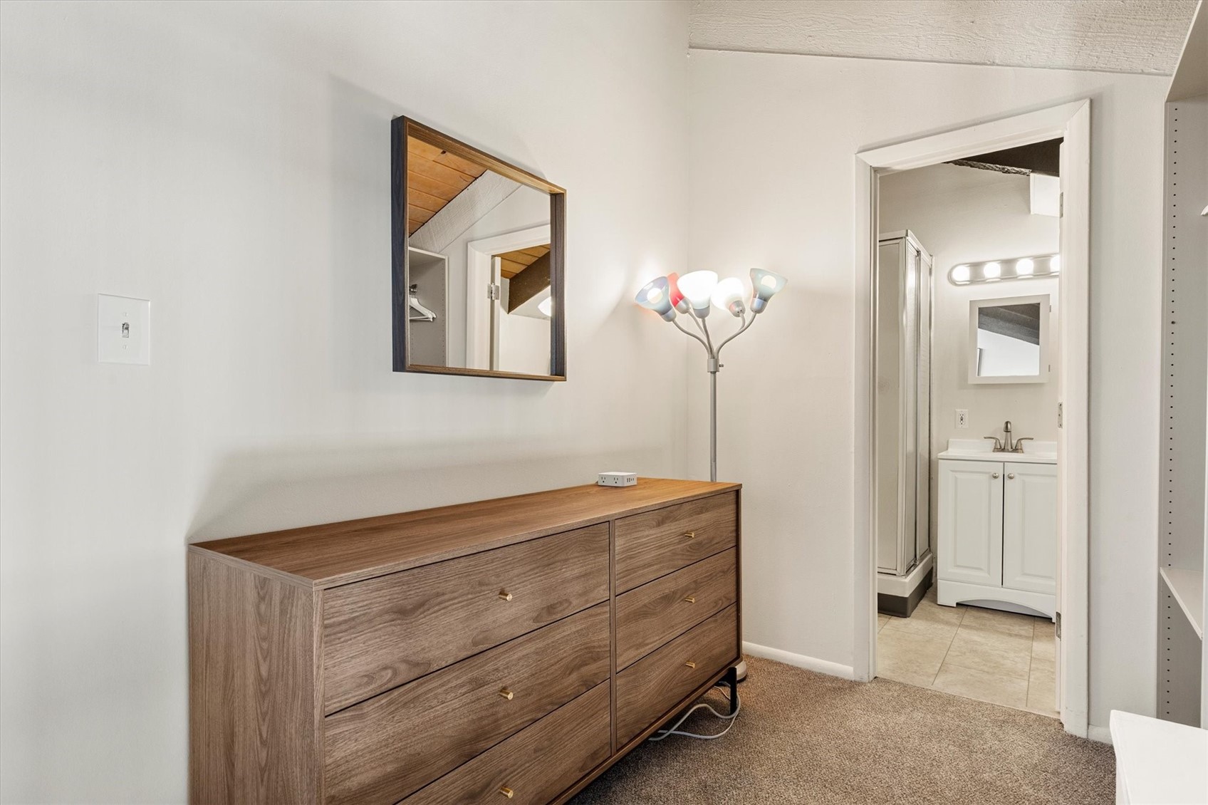 2215 Storm Meadows DRIVE 550