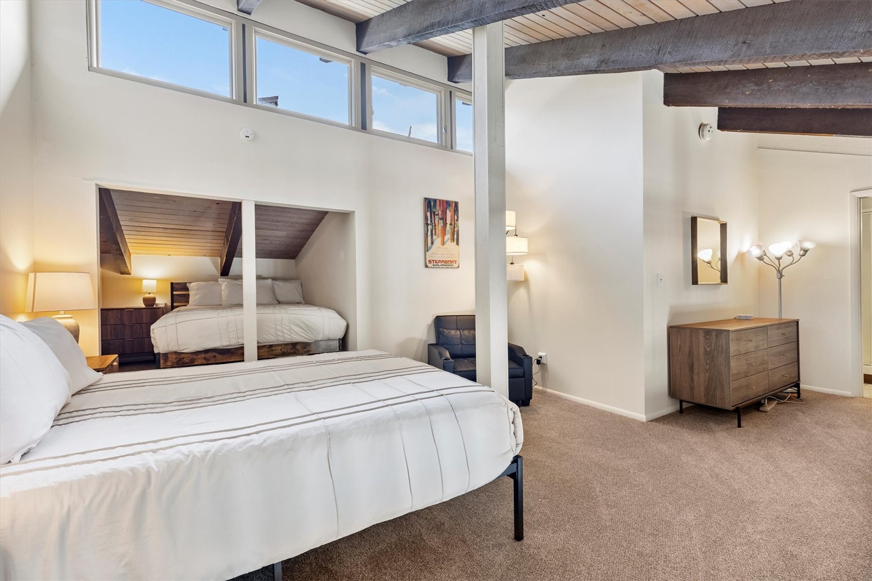 2215 Storm Meadows DRIVE 550