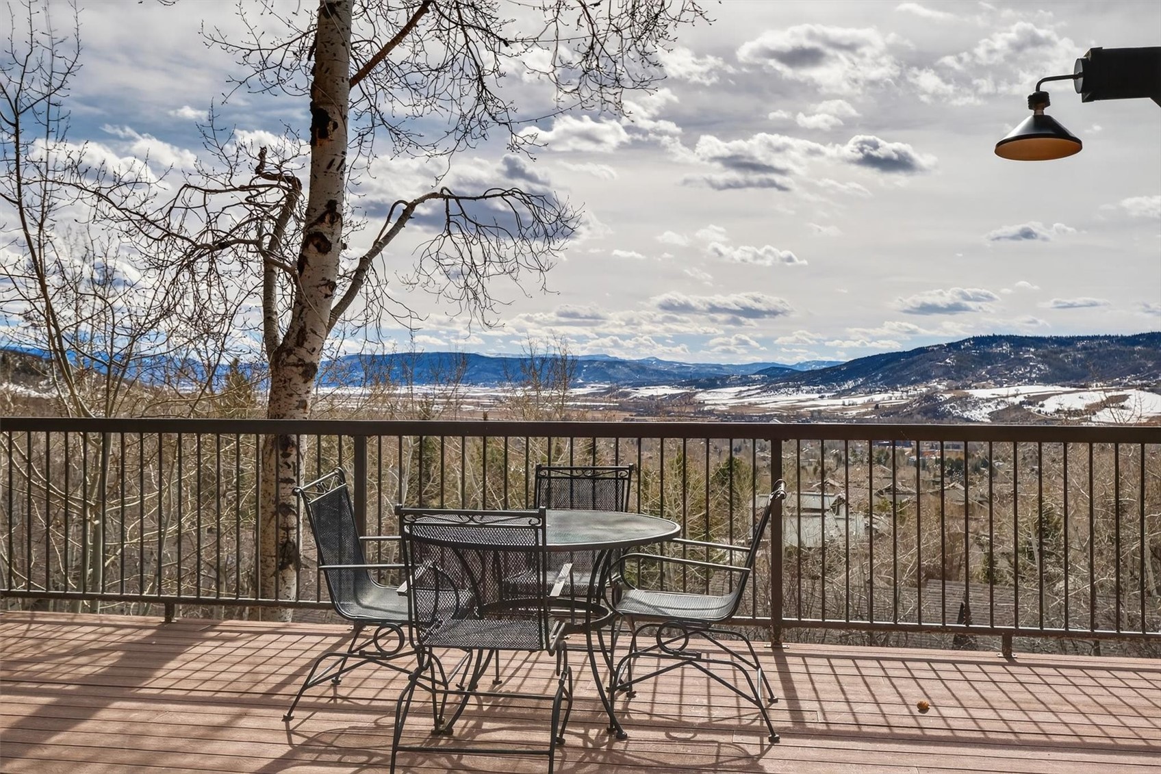 2626 Longthong ROAD 101