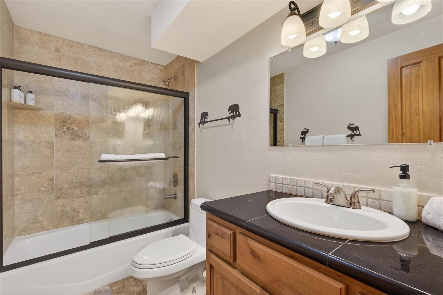 2626 Longthong ROAD 101