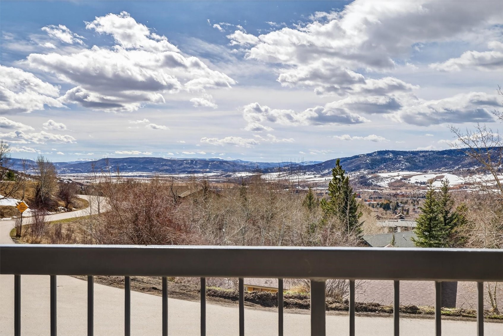 2626 Longthong ROAD 101