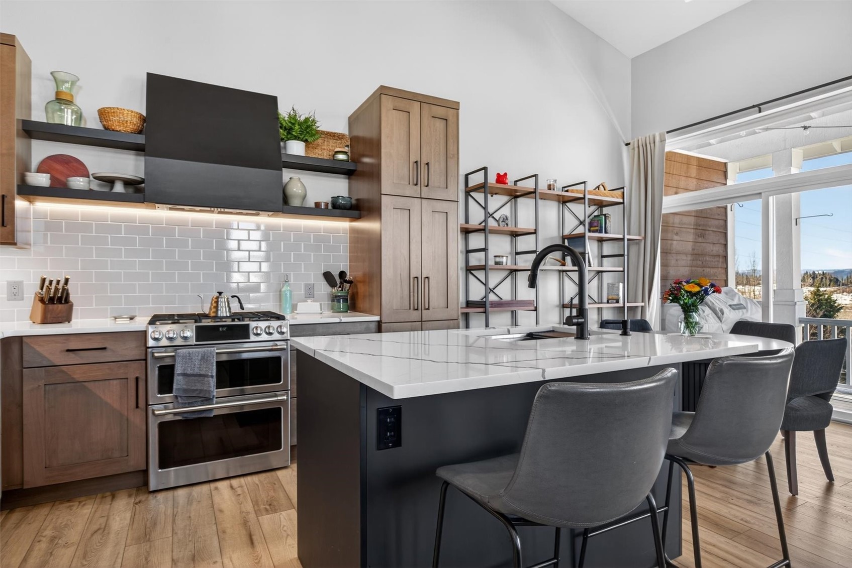 617 Mountain Vista 25