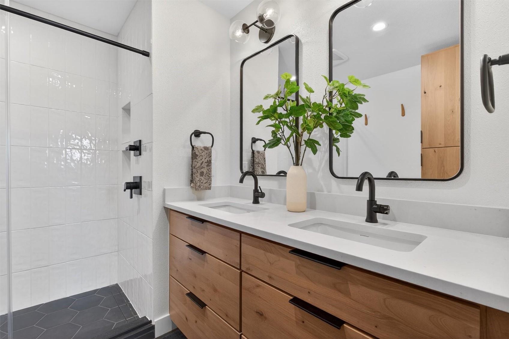 617 Mountain Vista 25