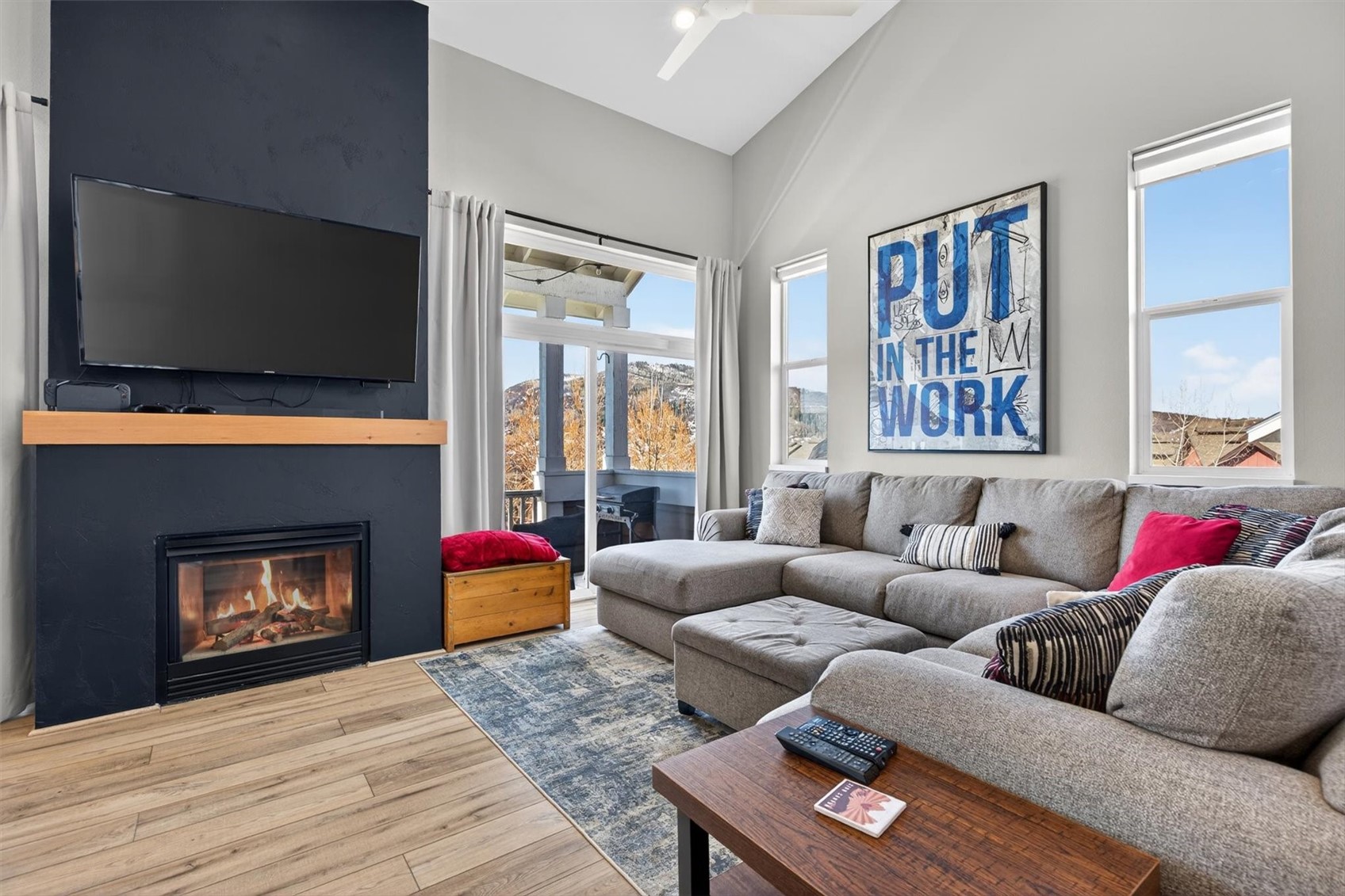 617 Mountain Vista 25