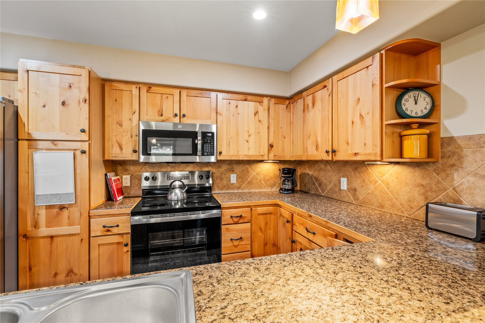 435 Ore House Plaza 205