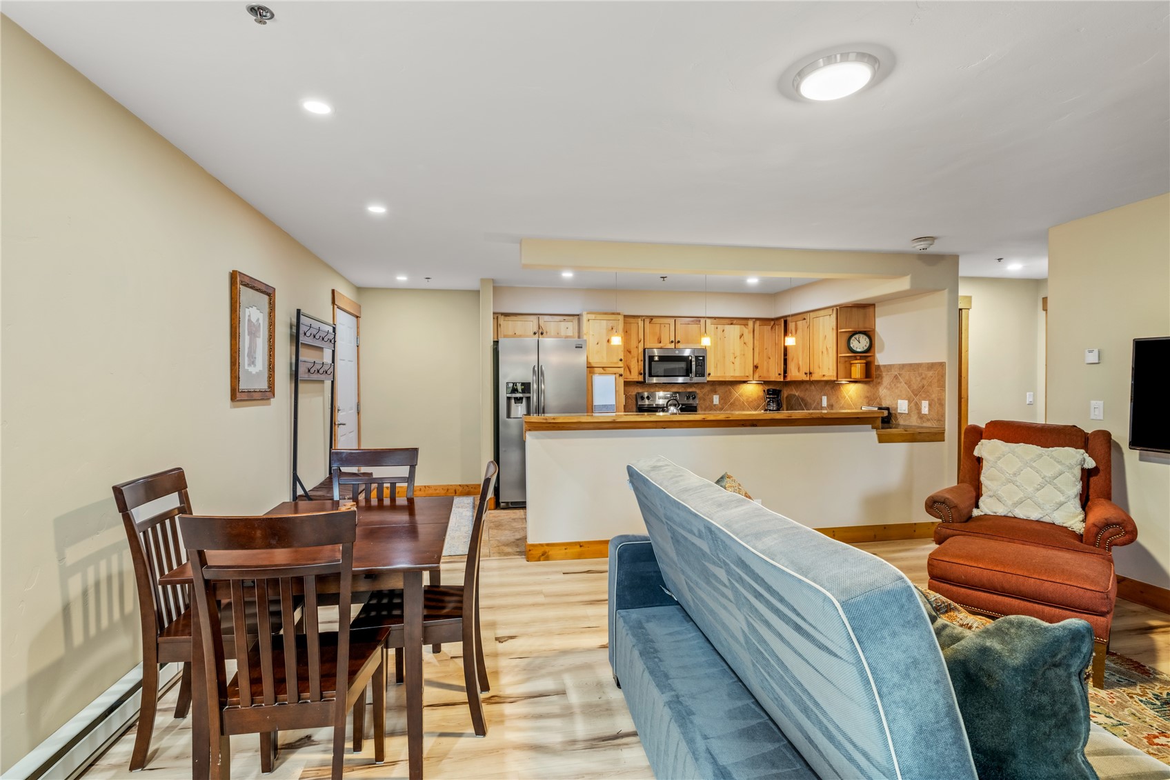 435 Ore House Plaza 205