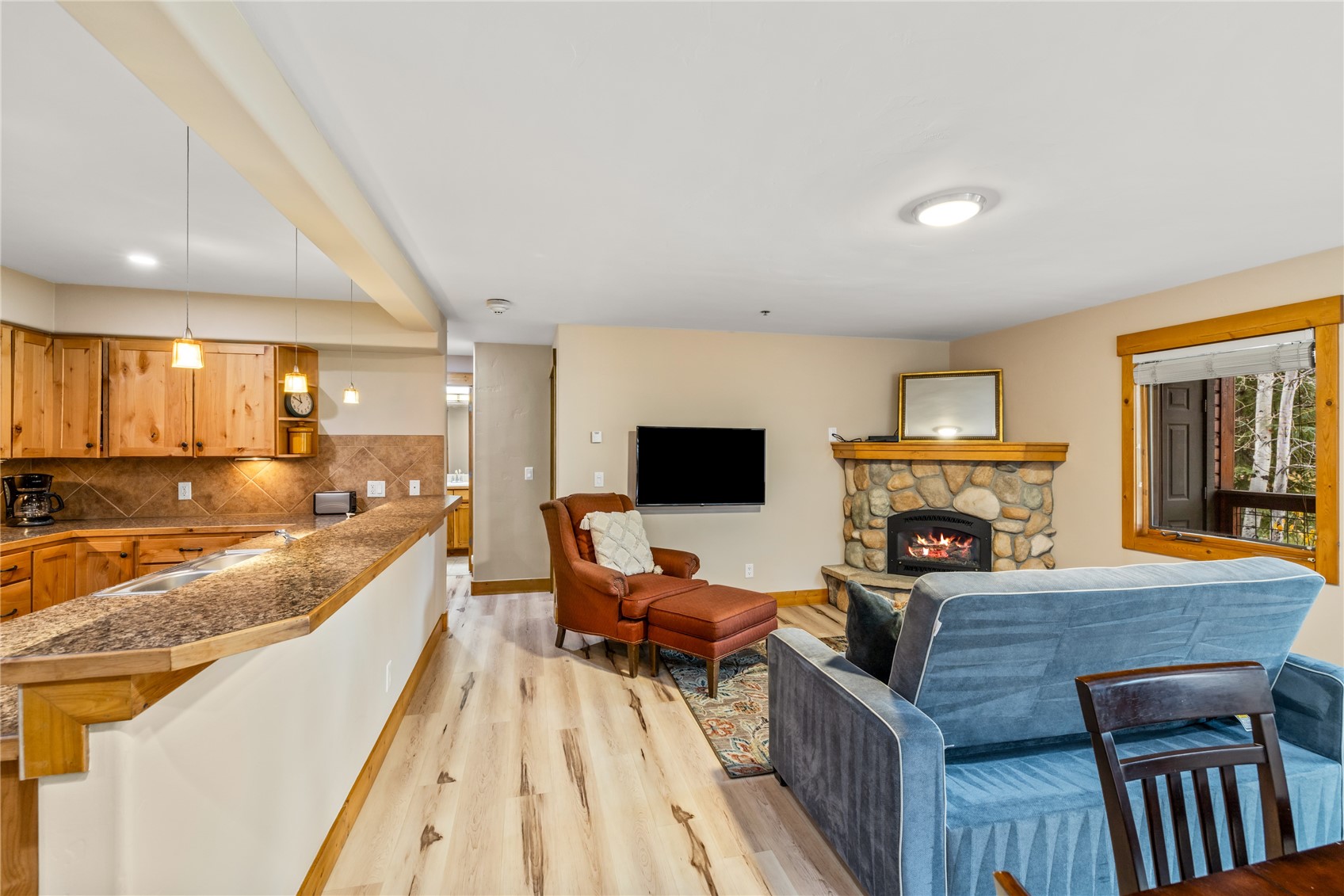 435 Ore House Plaza 205