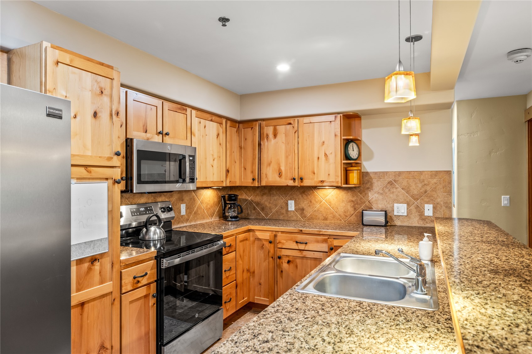 435 Ore House Plaza 205