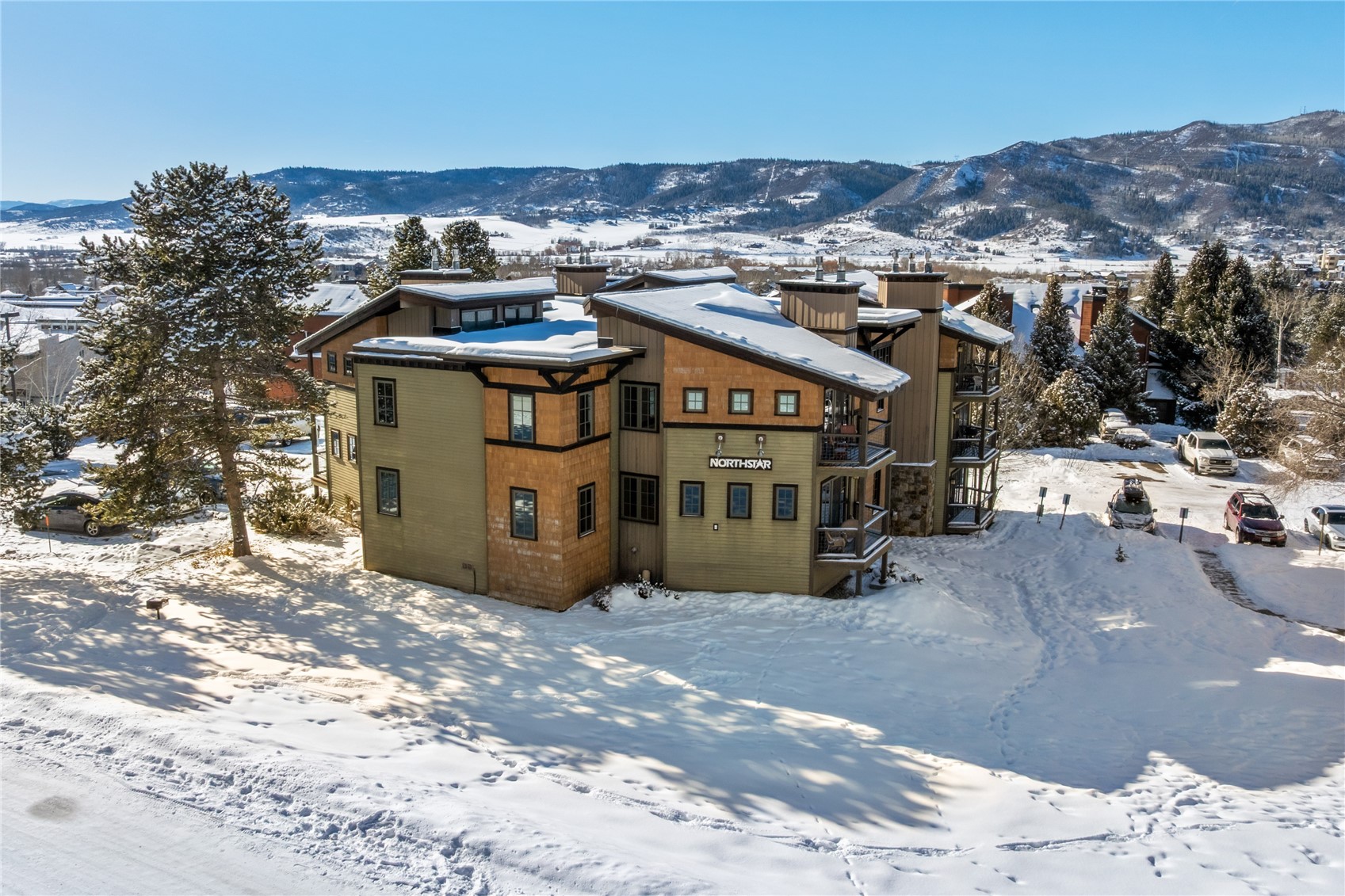 2955 Columbine DRIVE 212