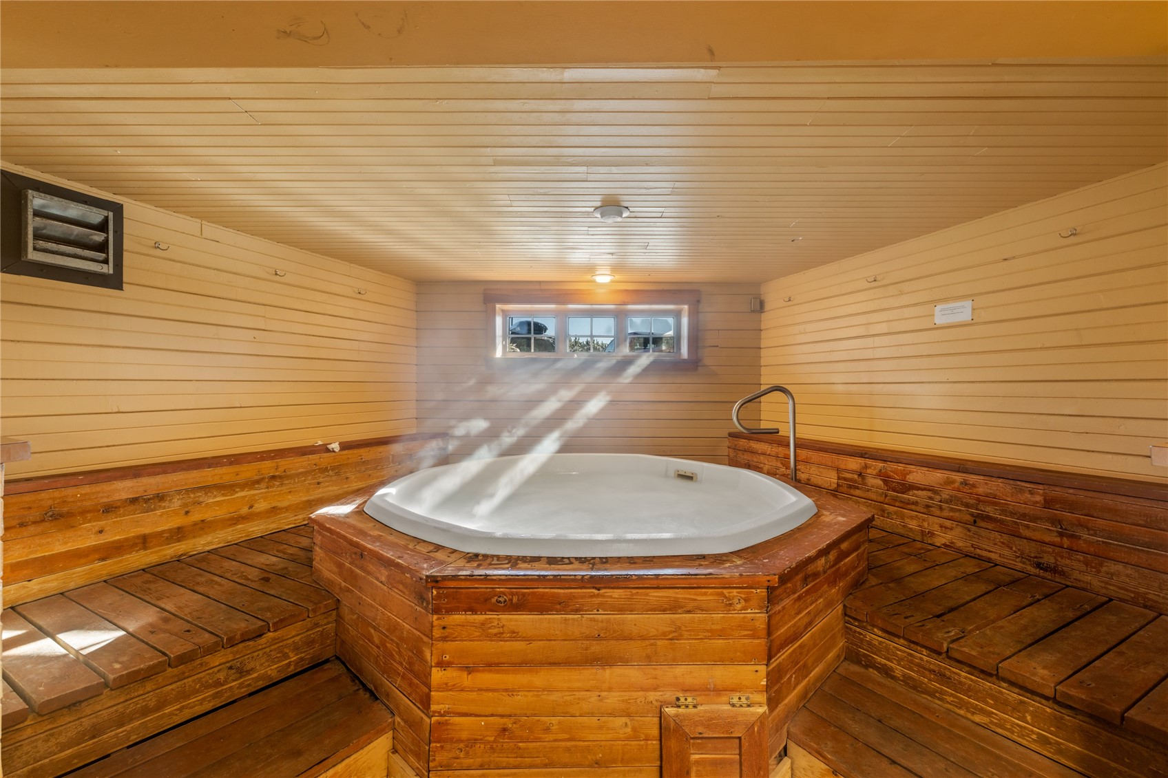 2955 Columbine DRIVE 212