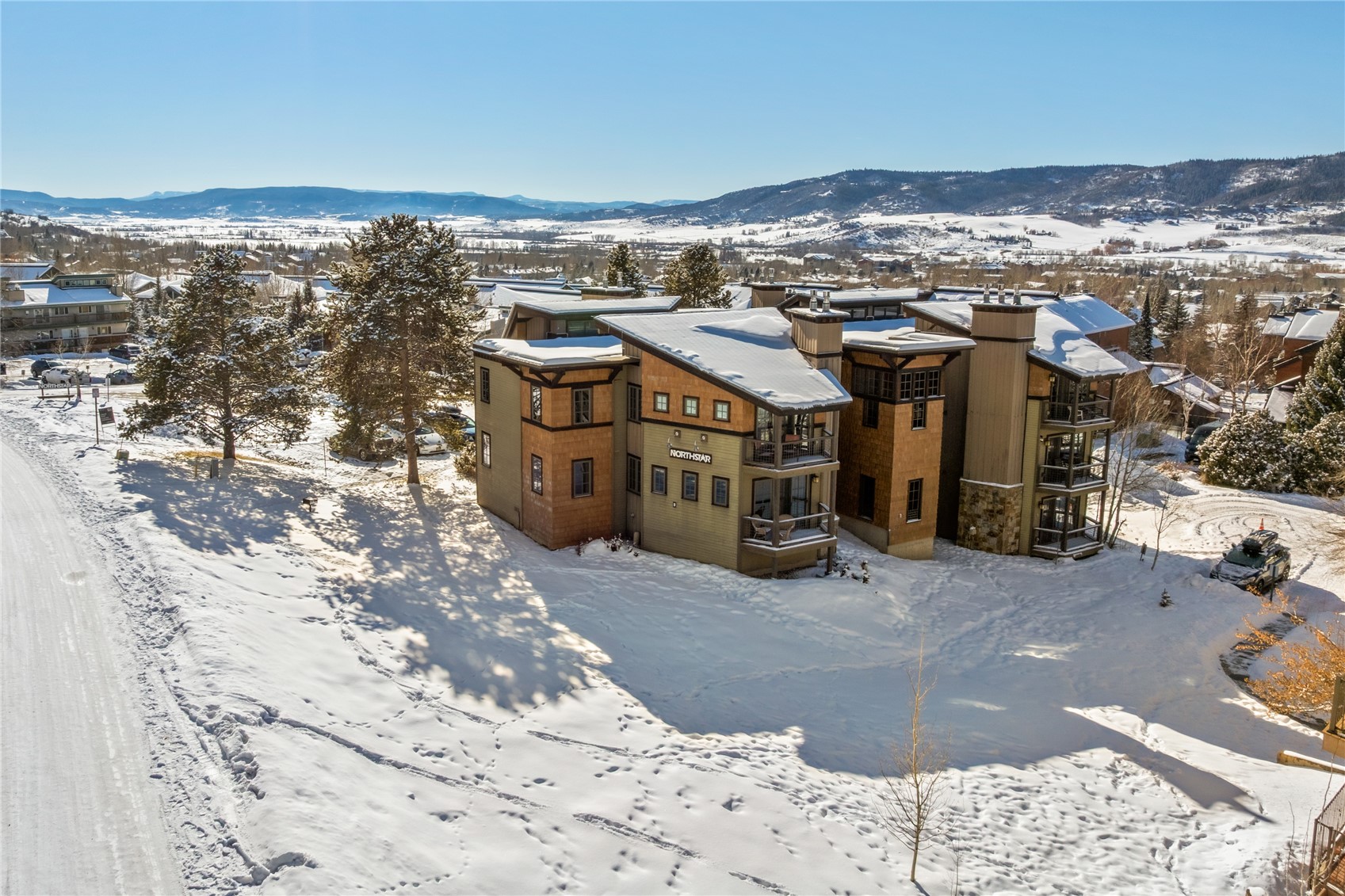 2955 Columbine DRIVE 212