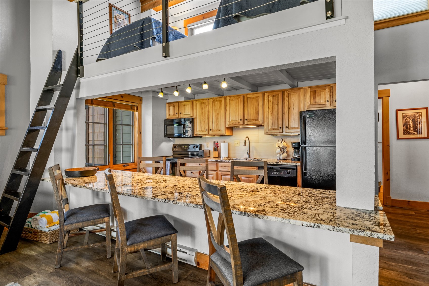 2955 Columbine DRIVE 212