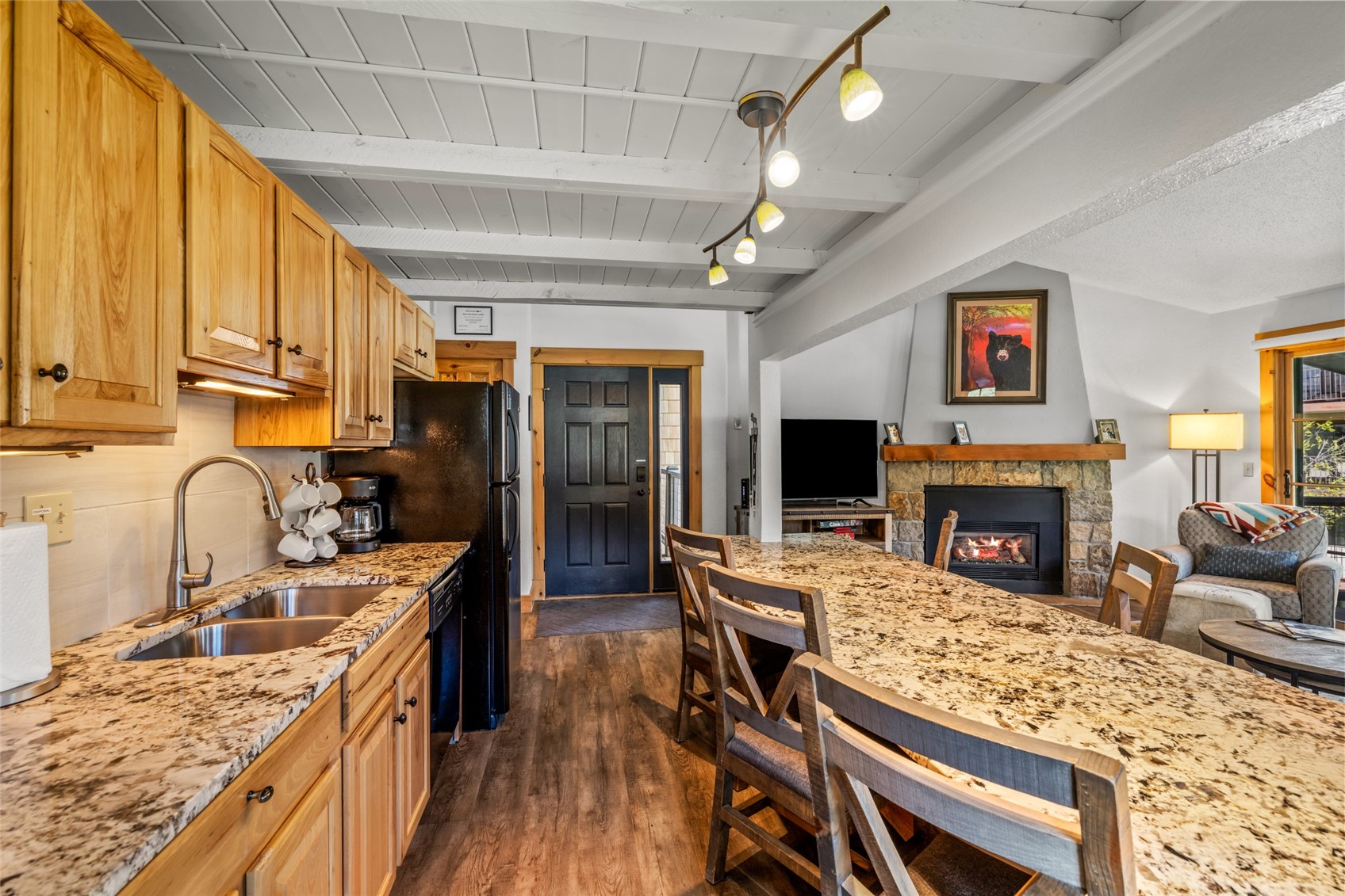 2955 Columbine DRIVE 212