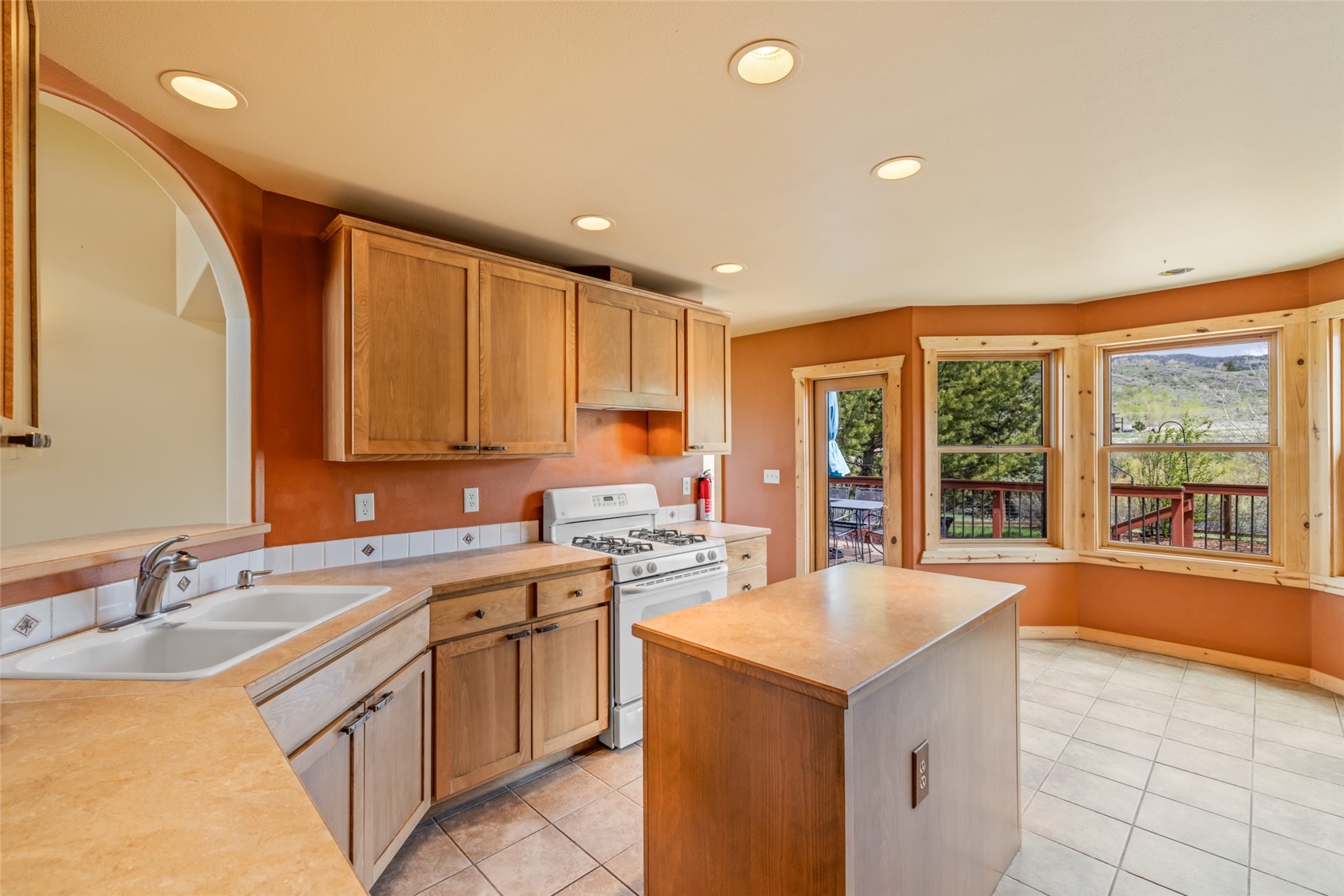 22576 Cheyenne TRAIL