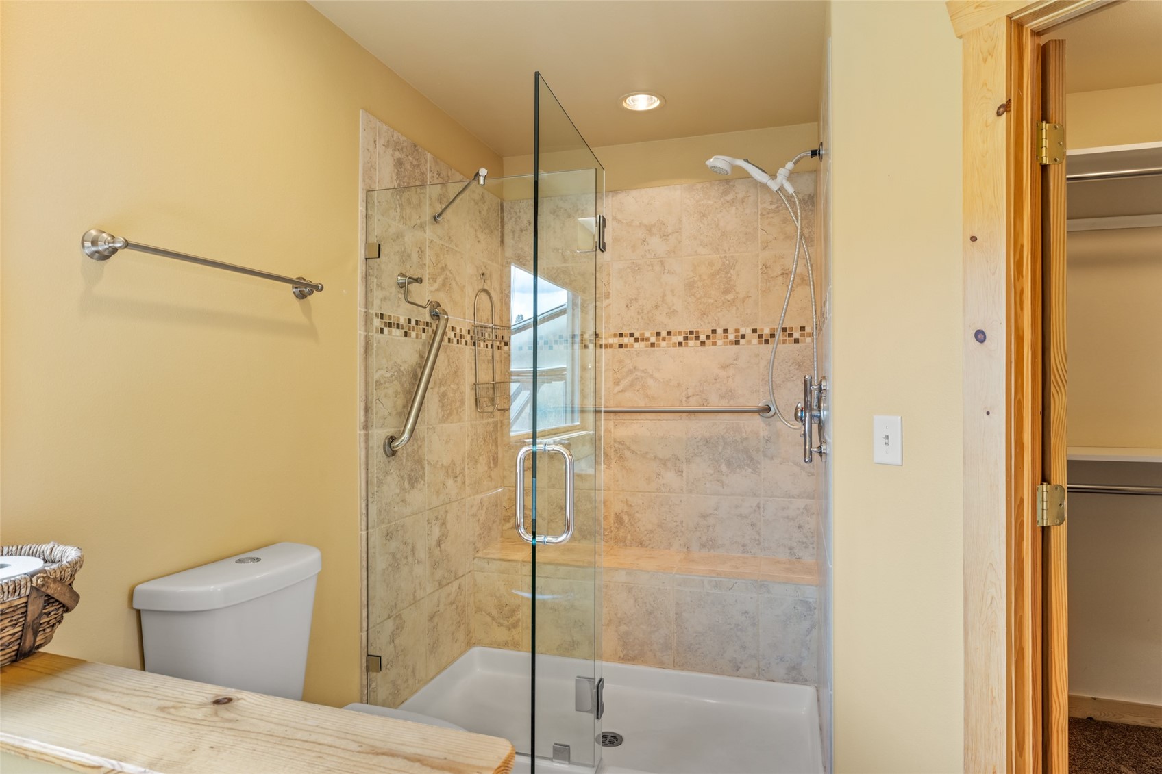 22576 Cheyenne TRAIL