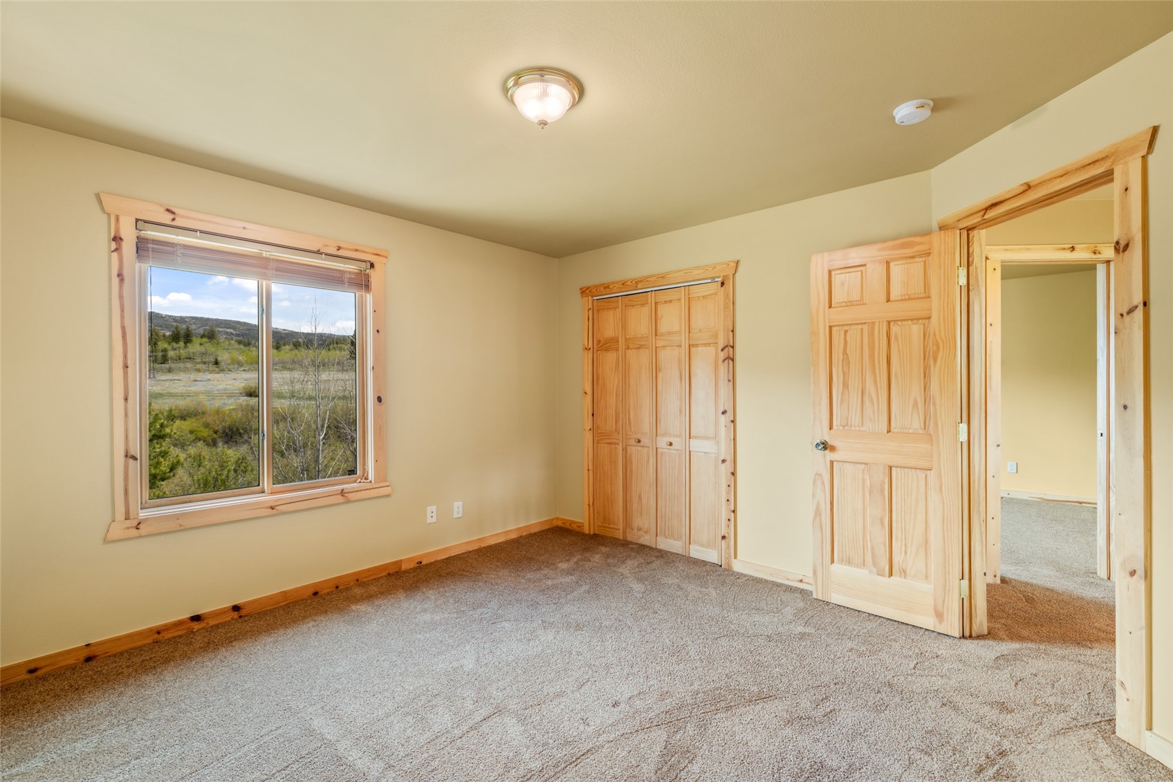 22576 Cheyenne TRAIL