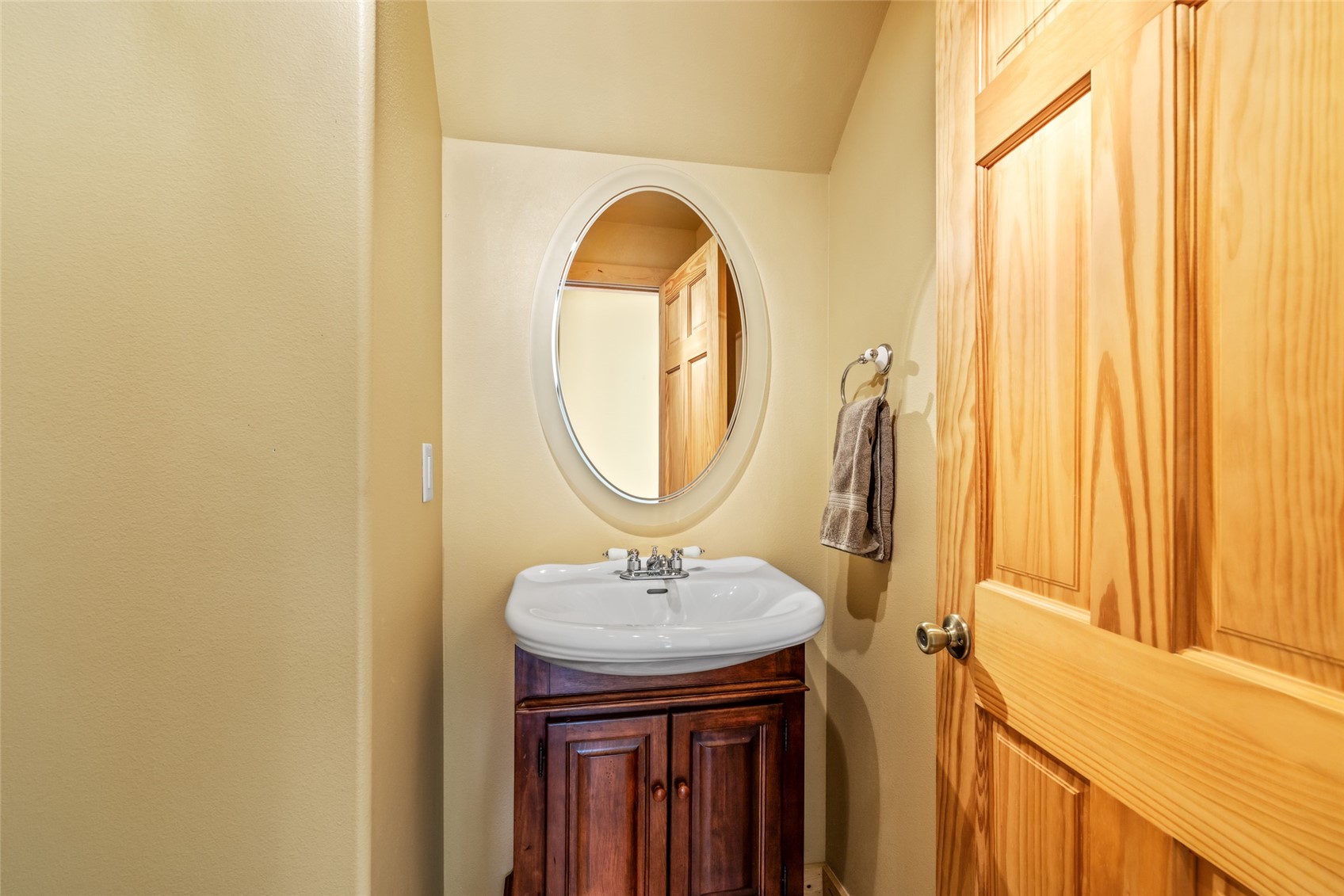 22576 Cheyenne TRAIL