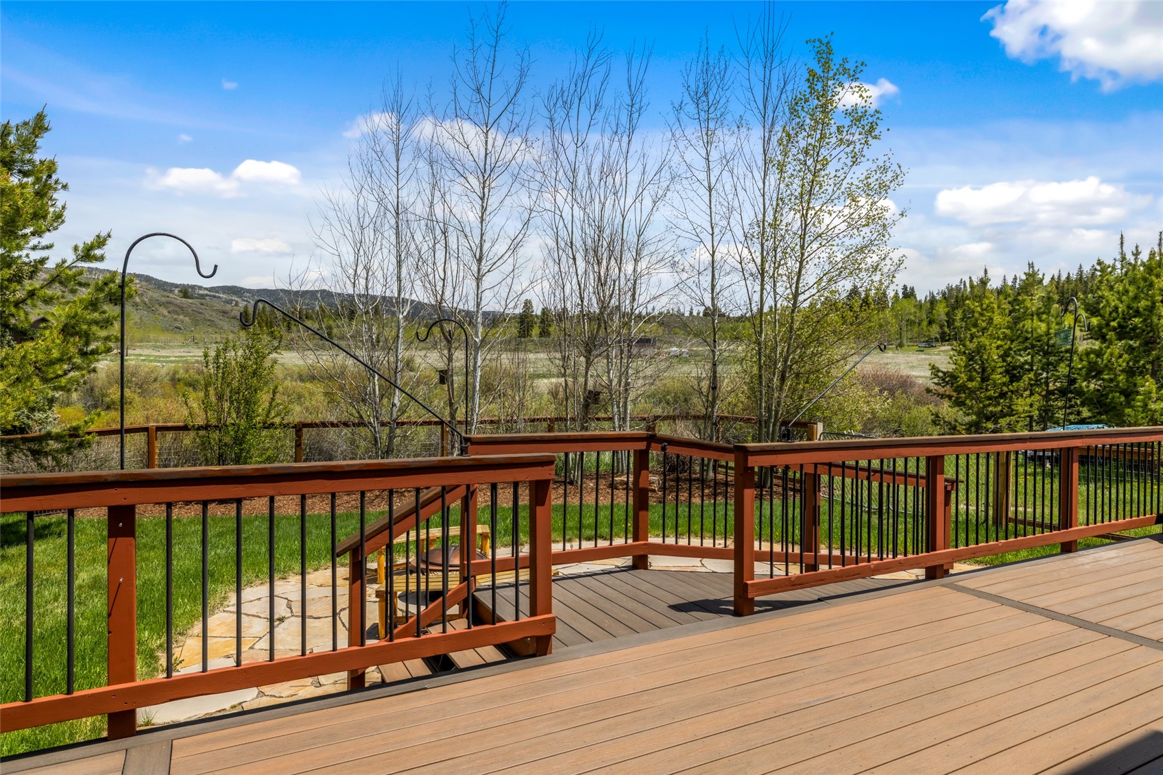 22576 Cheyenne TRAIL