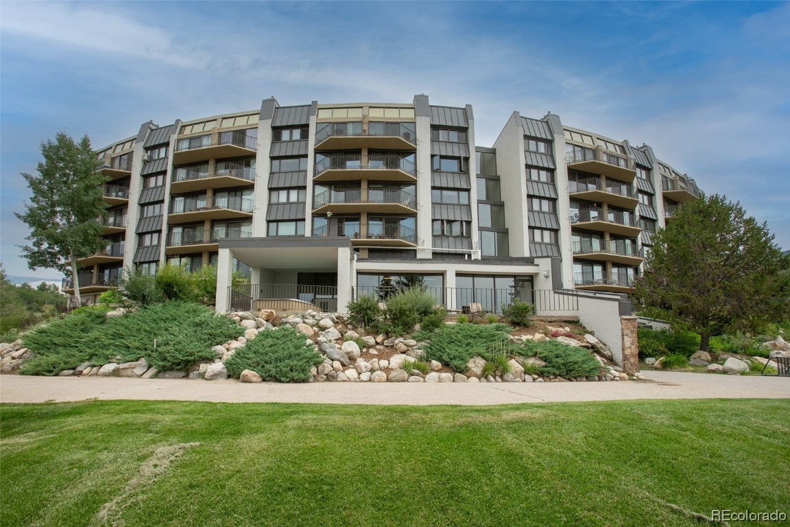 1995 Storm Meadows DRIVE 601