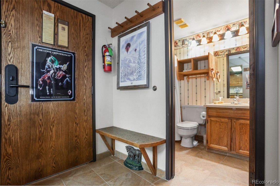 1995 Storm Meadows DRIVE 601