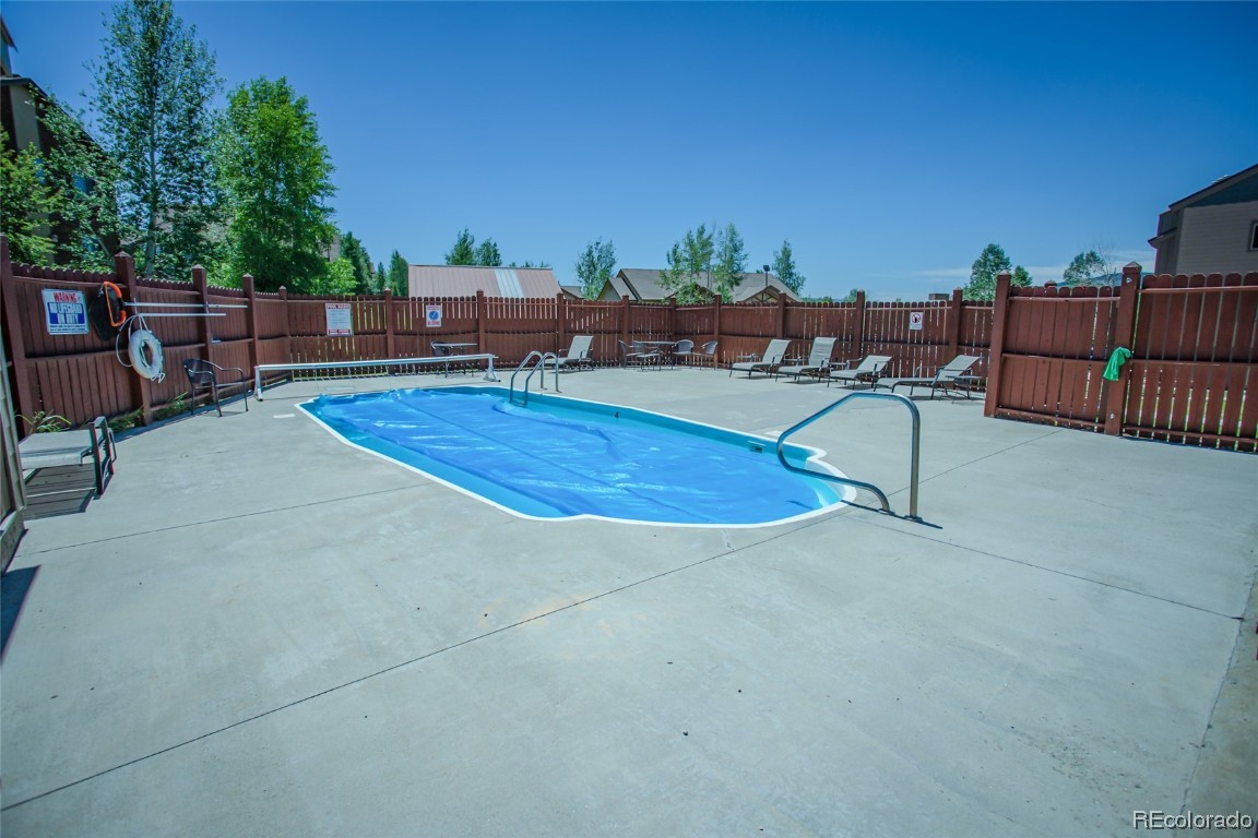 1555 Shadow Run COURT 307