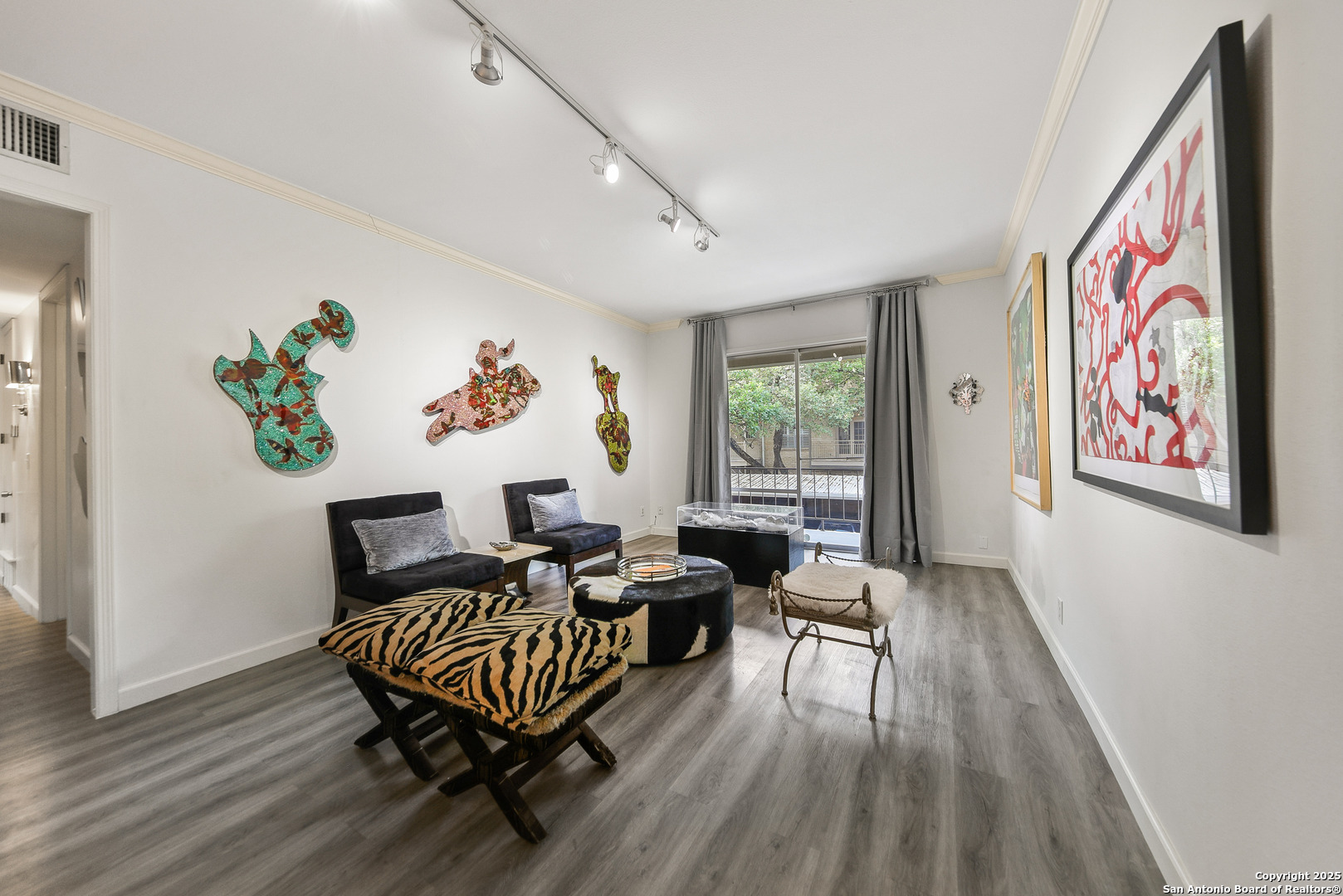 7711 Broadway 14B