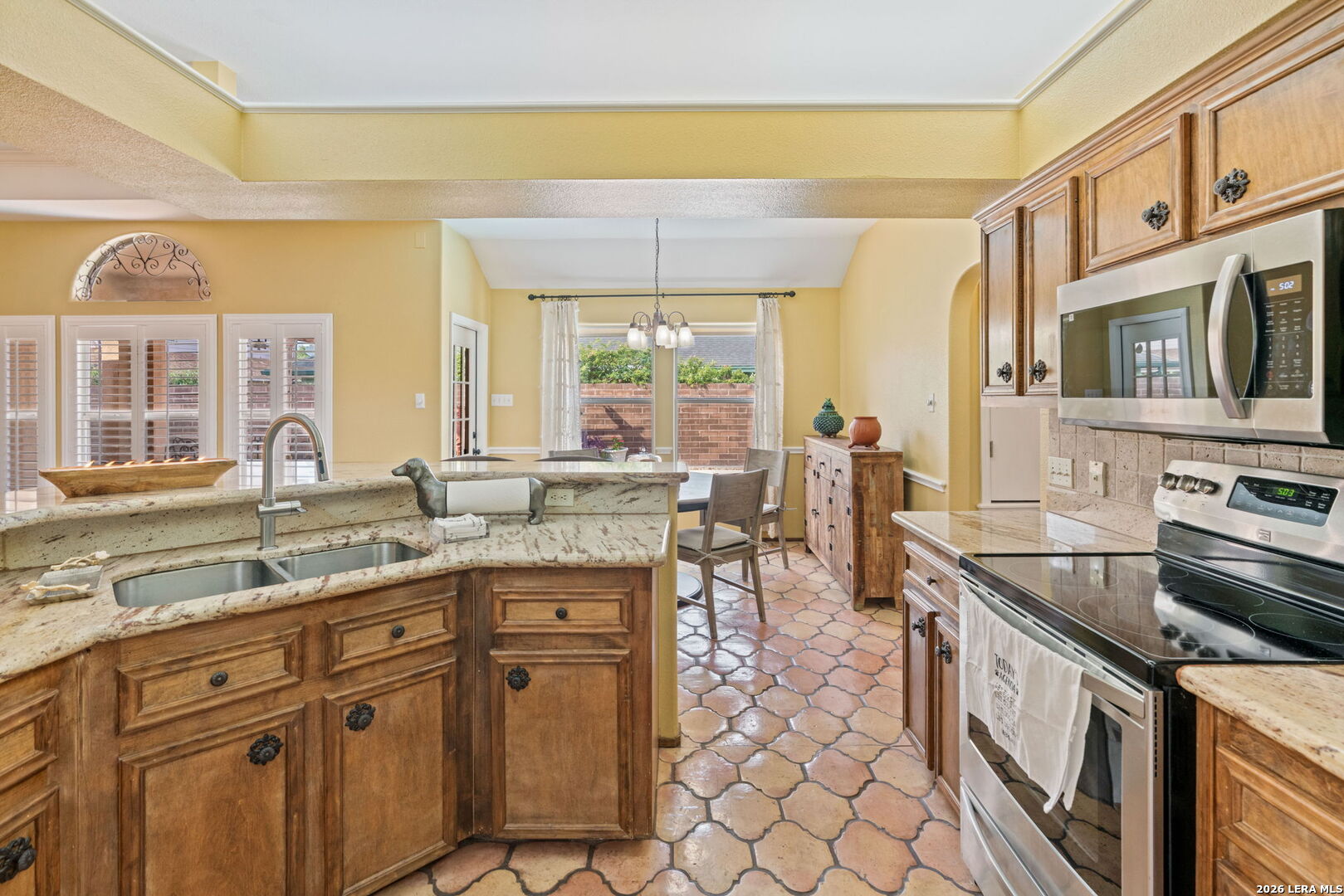 3226 MENDOCINO DR