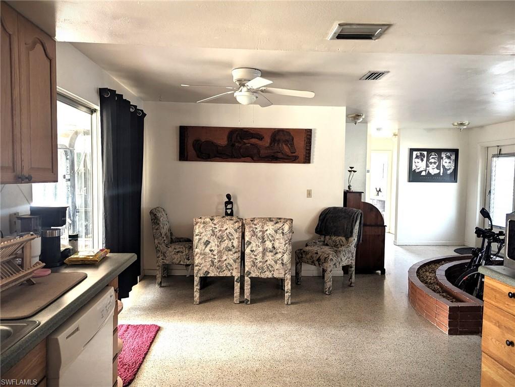 8276 San Carlos BLVD