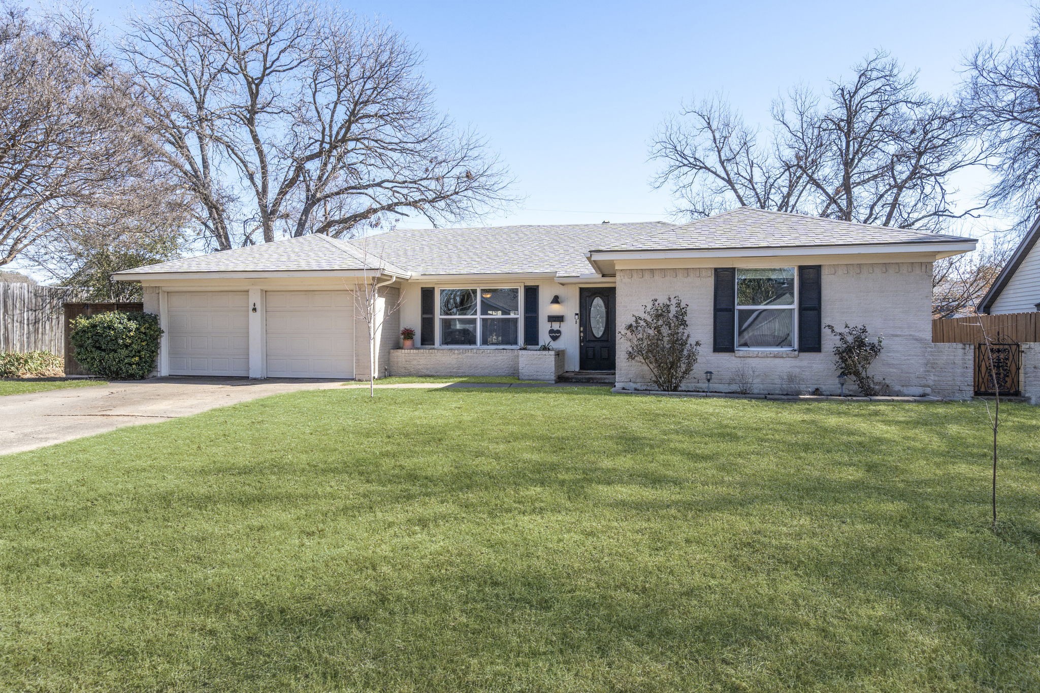 2890 Meadow Port Drive