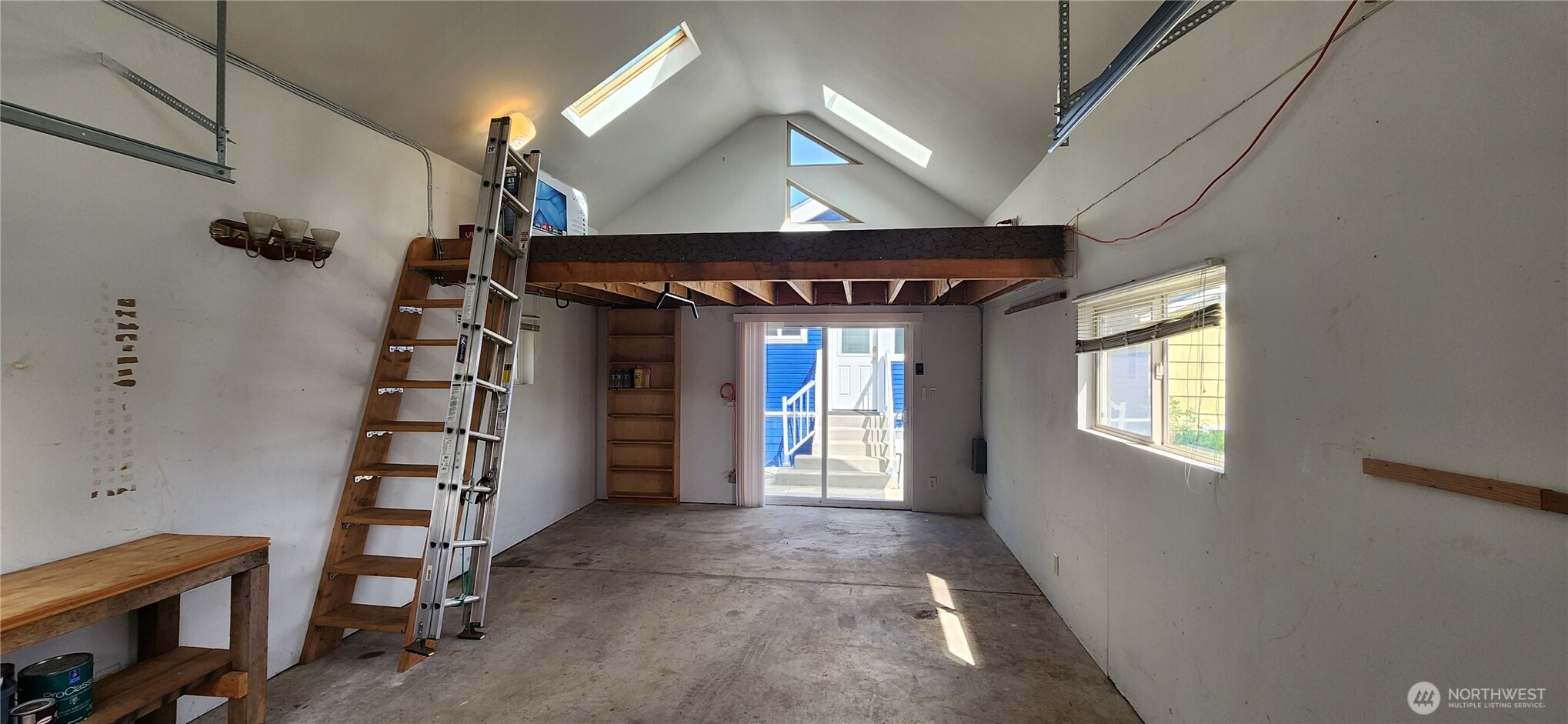 1323 Elizabeth Avenue