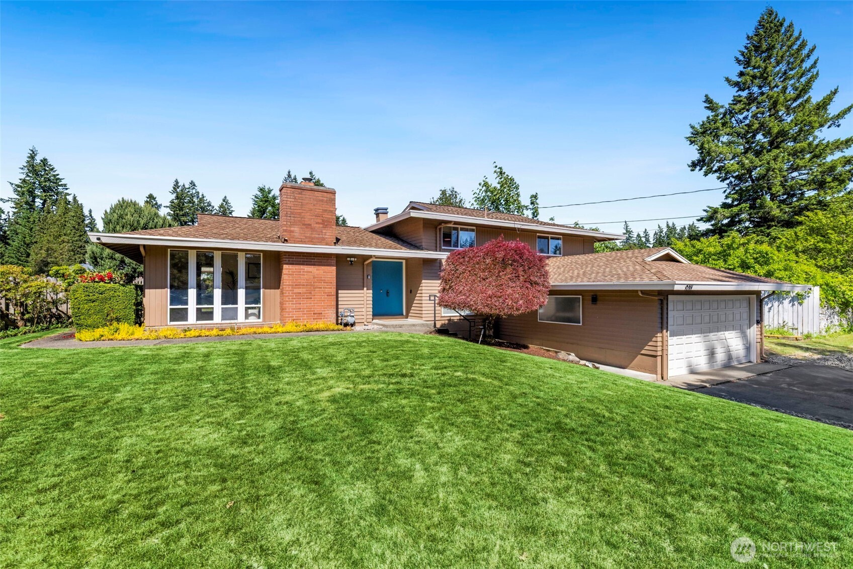 1981 Sequoia Street SE
