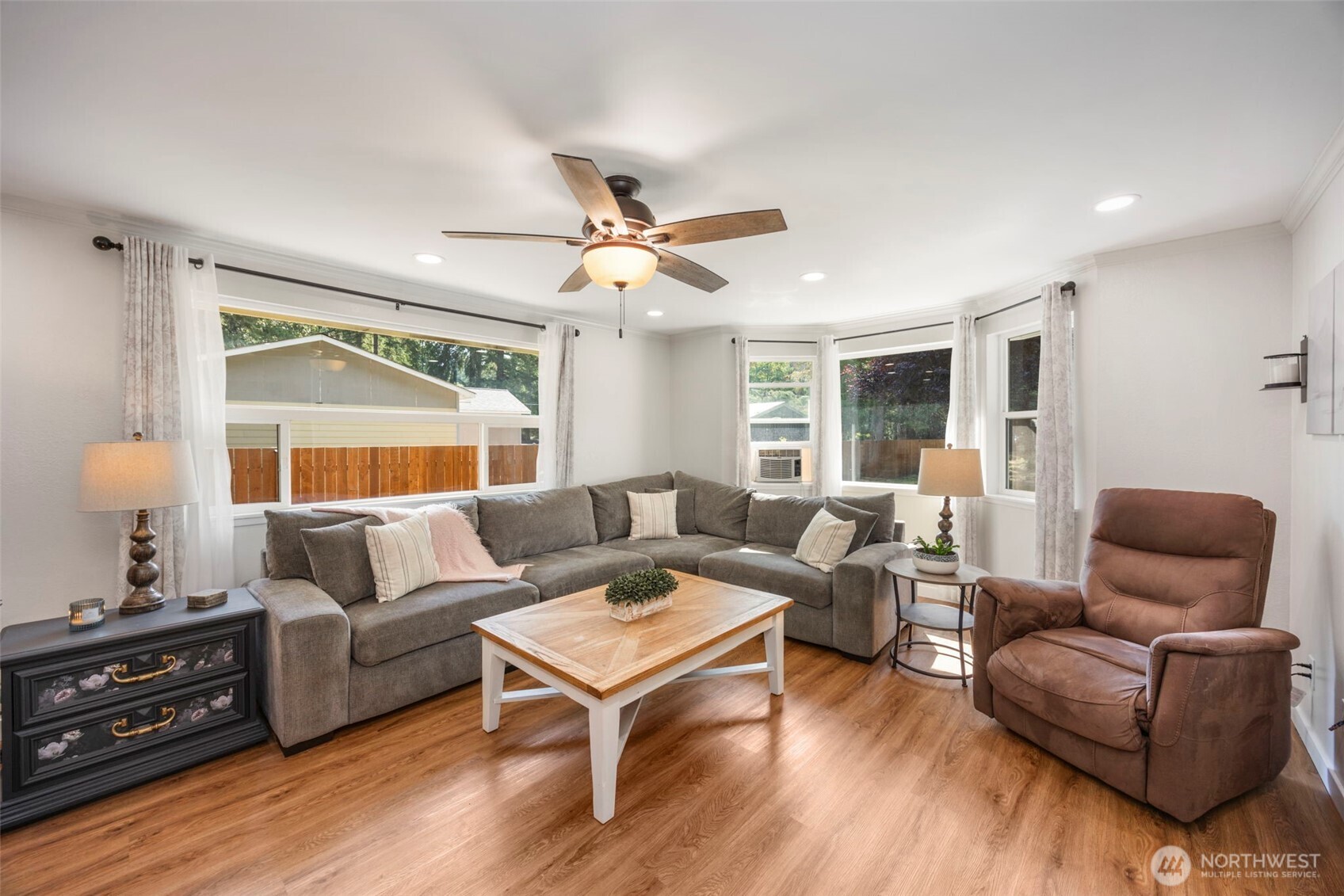 12940 Overland Trail NW