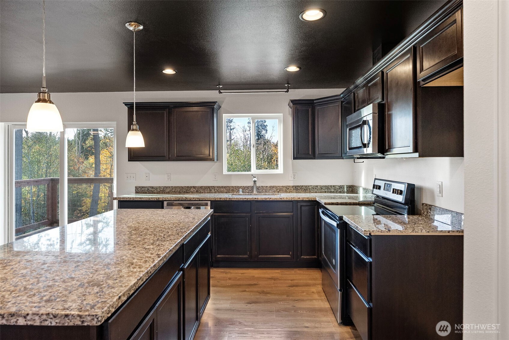 4233 SE Horsehead Way