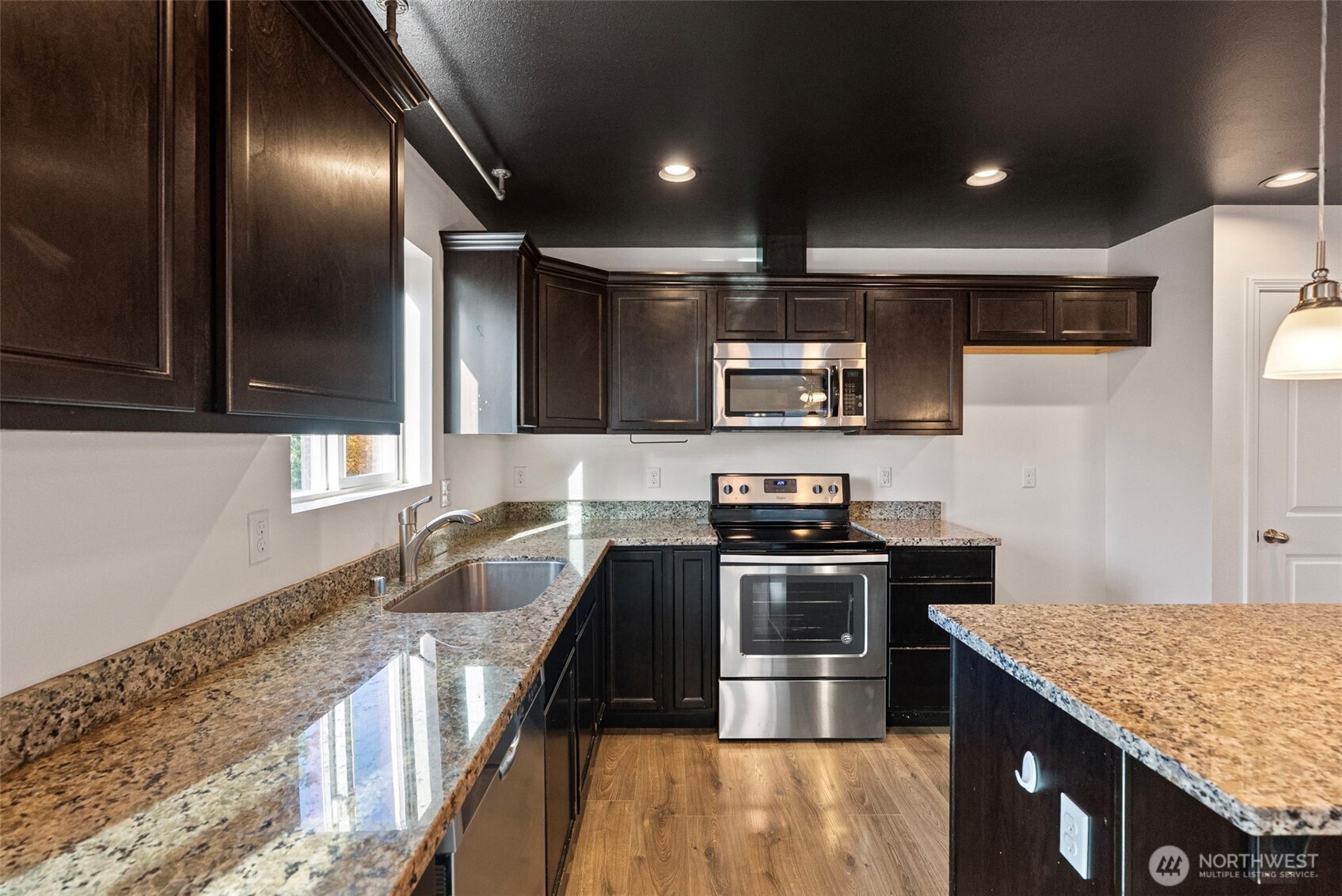 4233 SE Horsehead Way