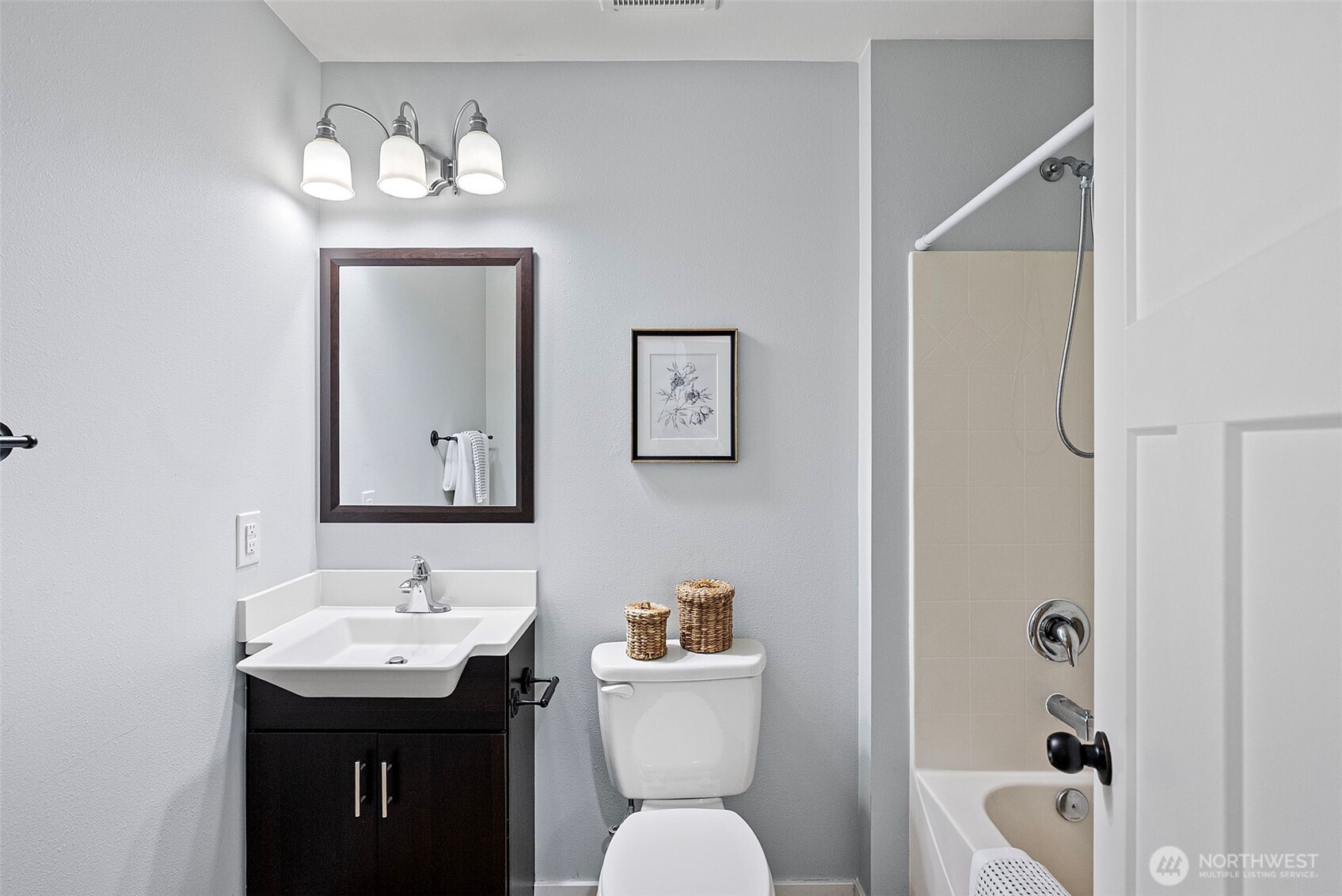 2370 Martin Avenue E