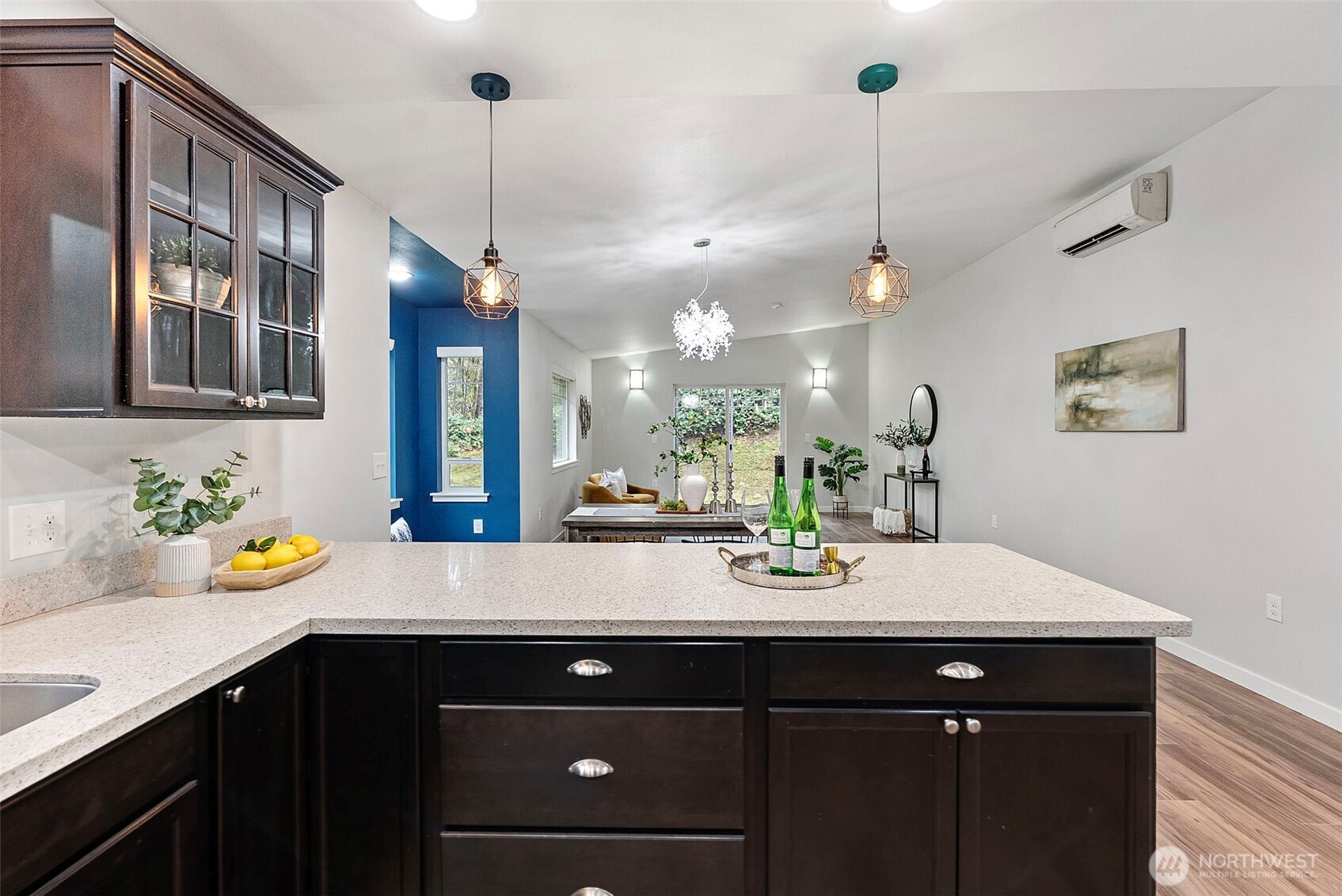 2370 Martin Avenue E