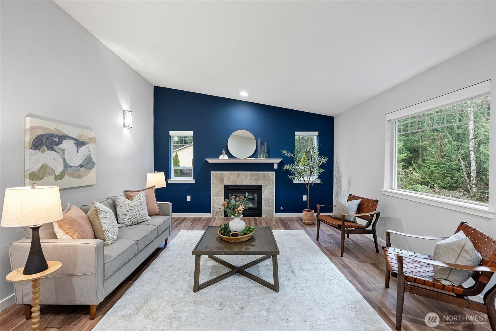 2370 Martin Avenue E