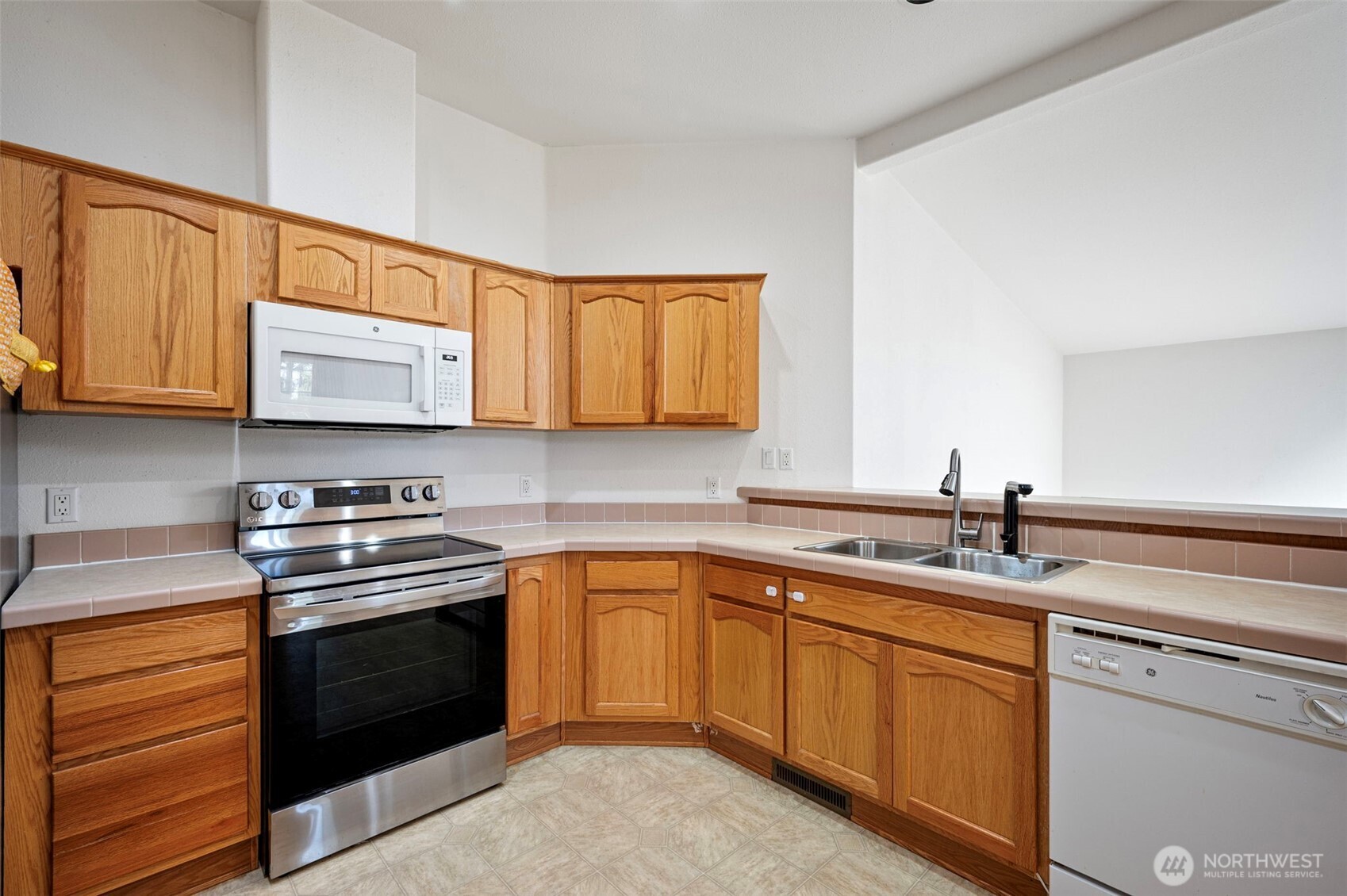10088 Fairview Boulevard SW