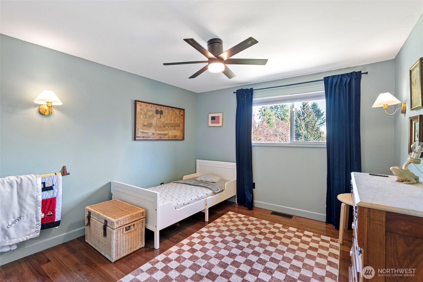 8205 Clearidge Avenue NW