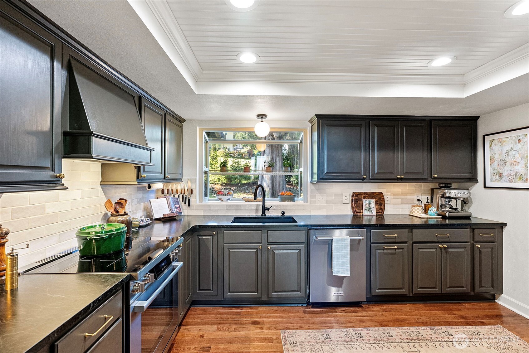 8205 Clearidge Avenue NW