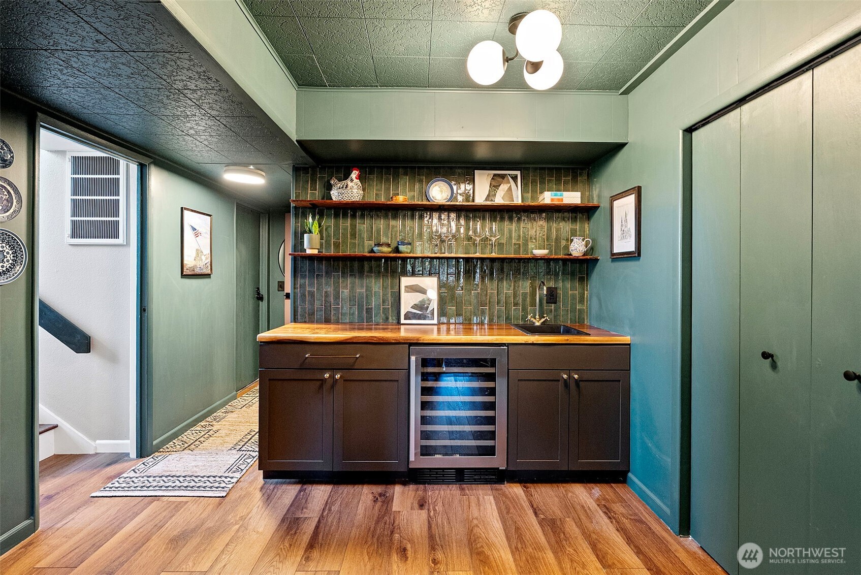 8205 Clearidge Avenue NW